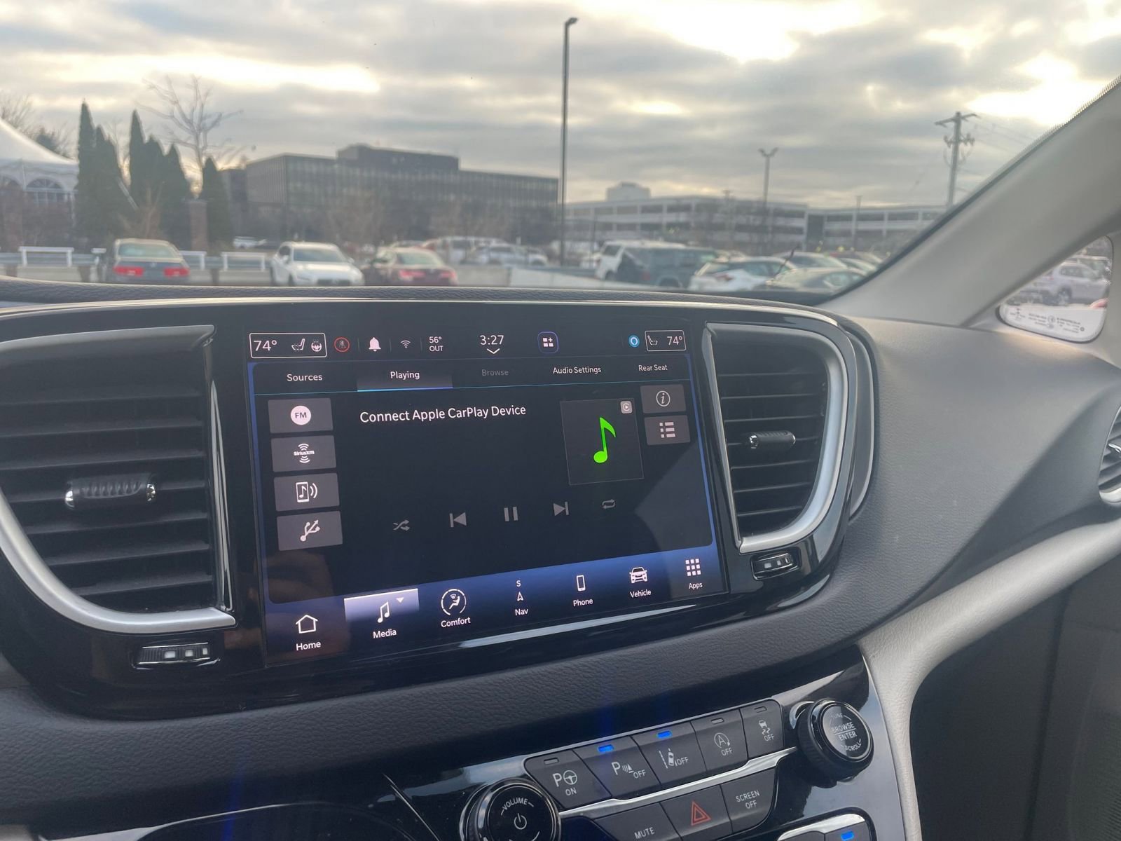 Thumbnail: 2022 Chrysler Pacifica - 22