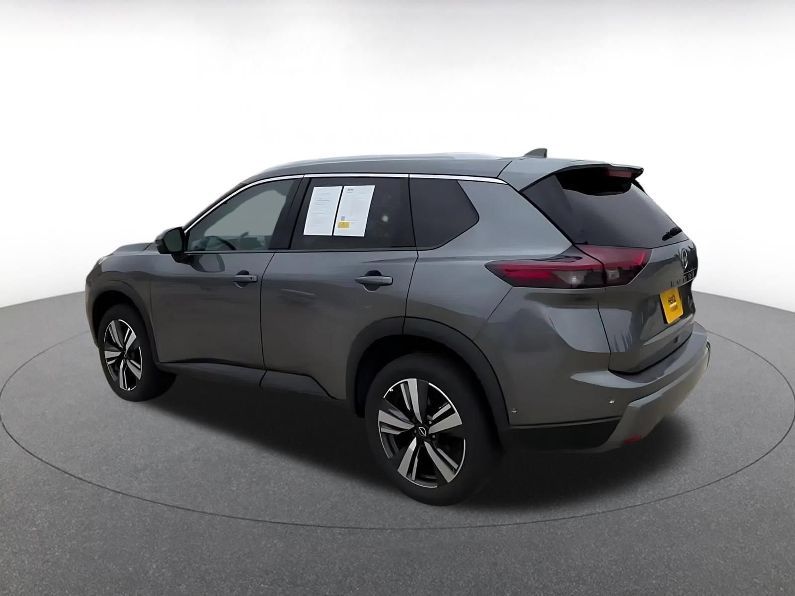 Thumbnail: 2026 Nissan Rogue - 9