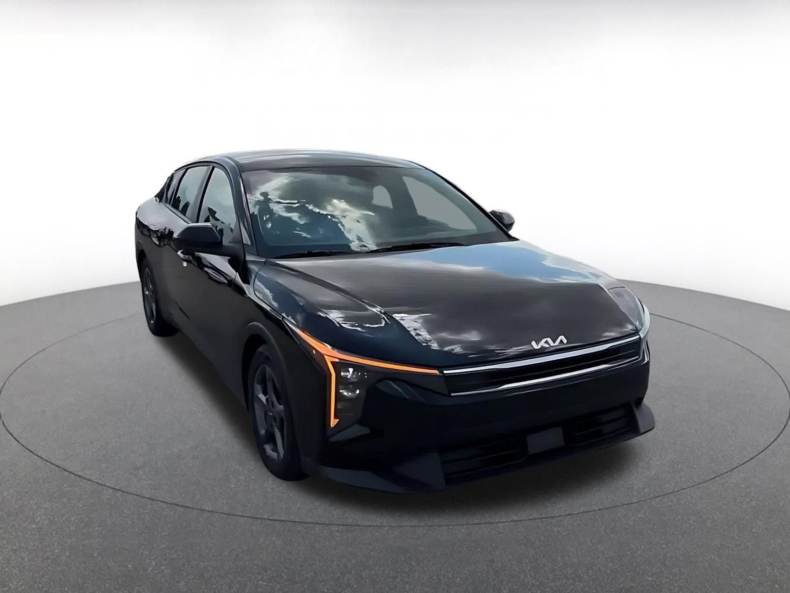 Thumbnail: 2025 Kia K4 - 3