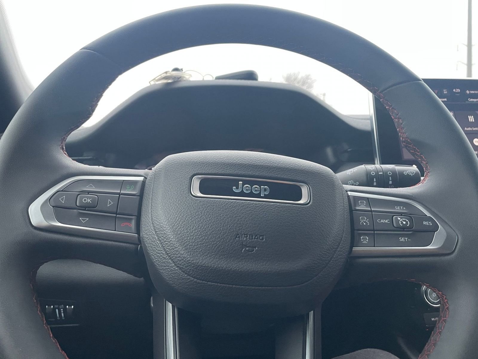 Thumbnail: 2025 Jeep Compass - 28