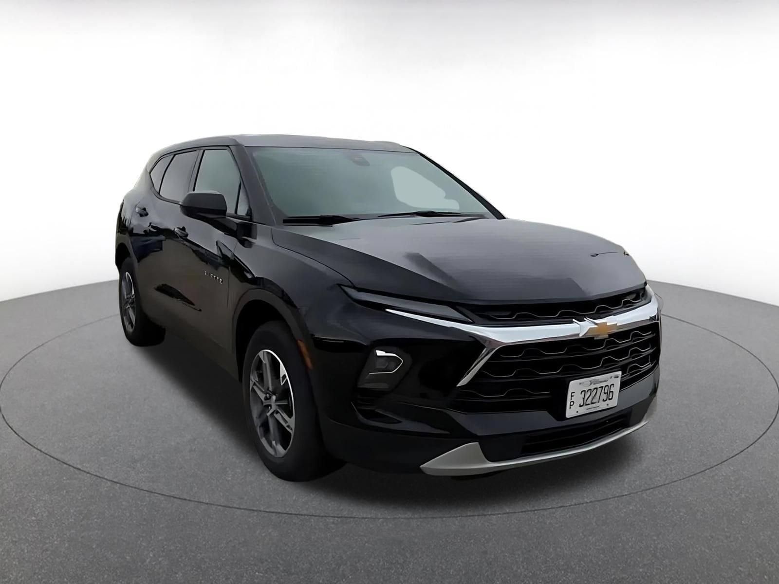 Thumbnail: 2025 Chevrolet Blazer - 3
