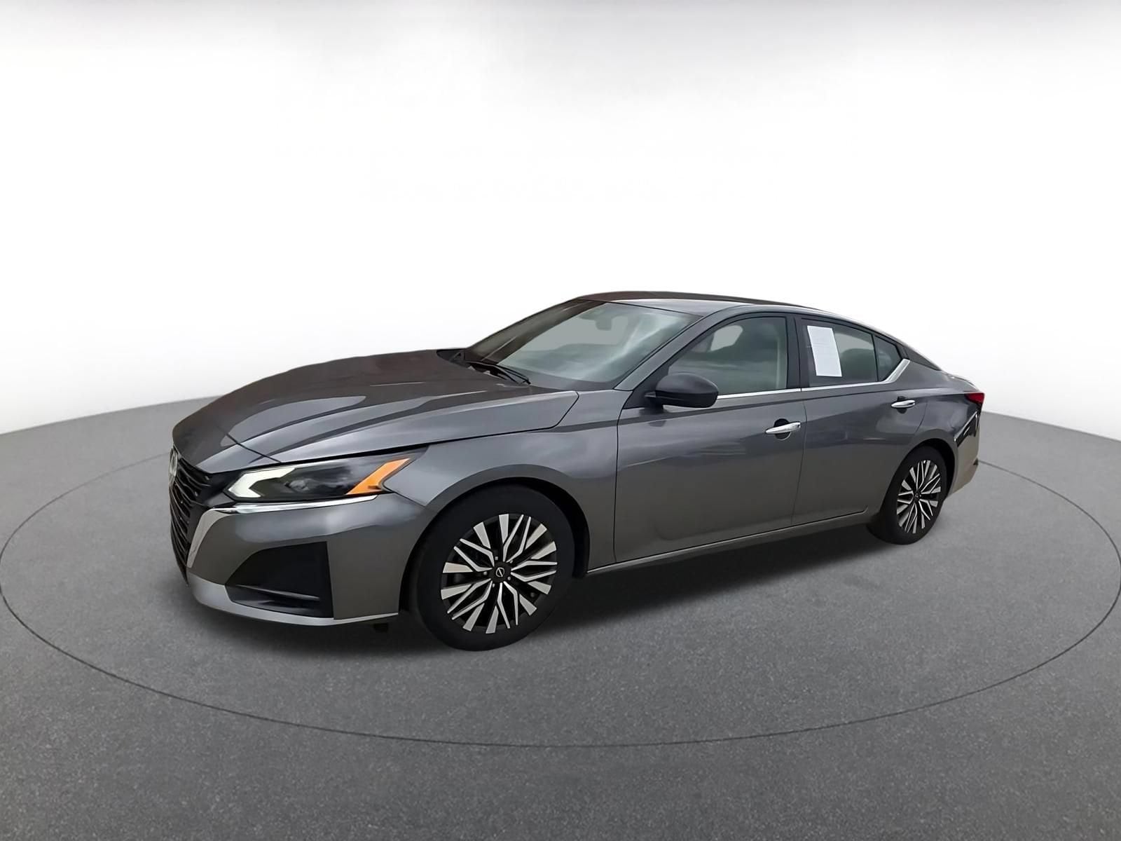 Thumbnail: 2025 Nissan Altima - 7