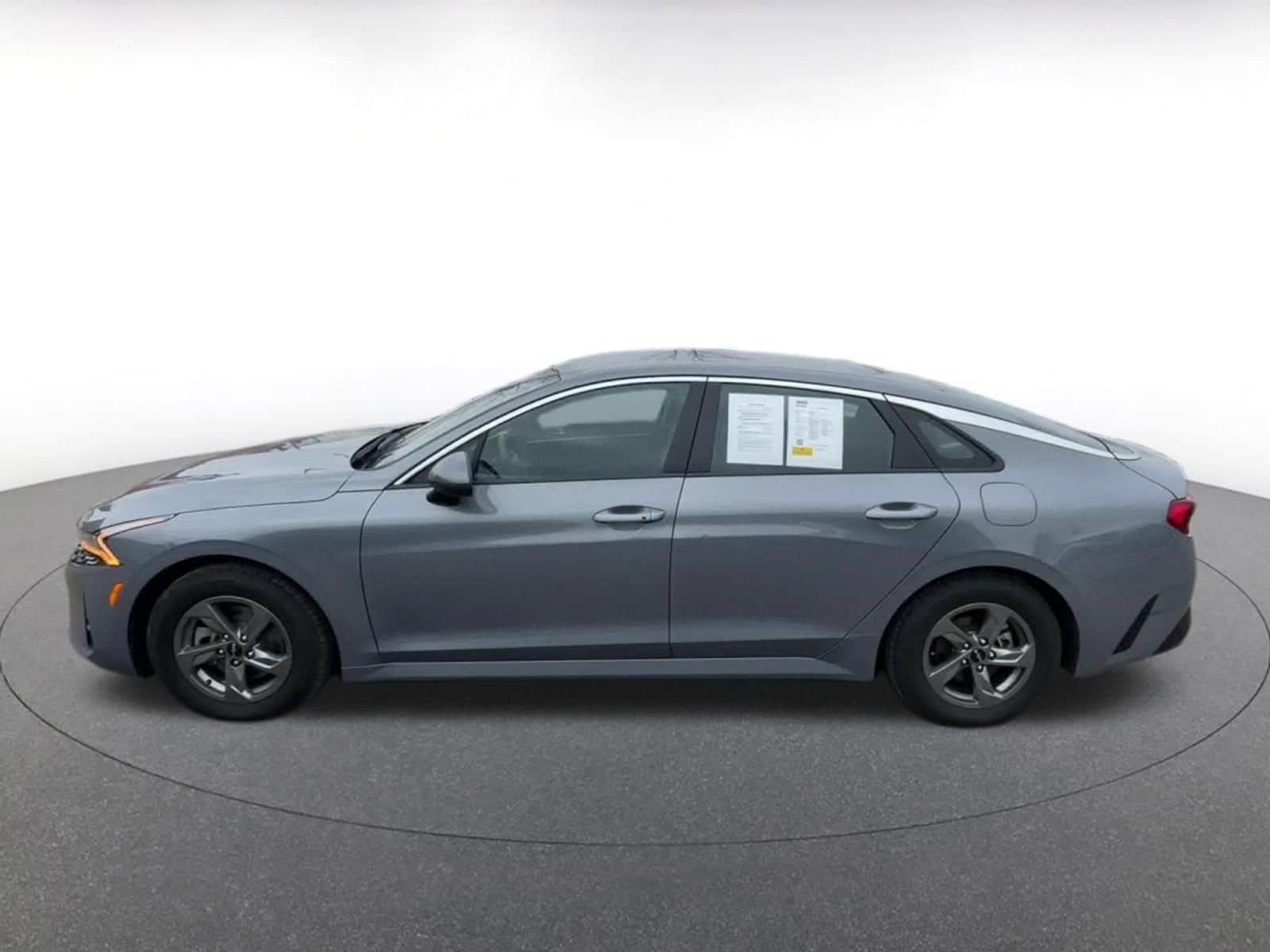 Thumbnail: 2023 Kia K5 - 9