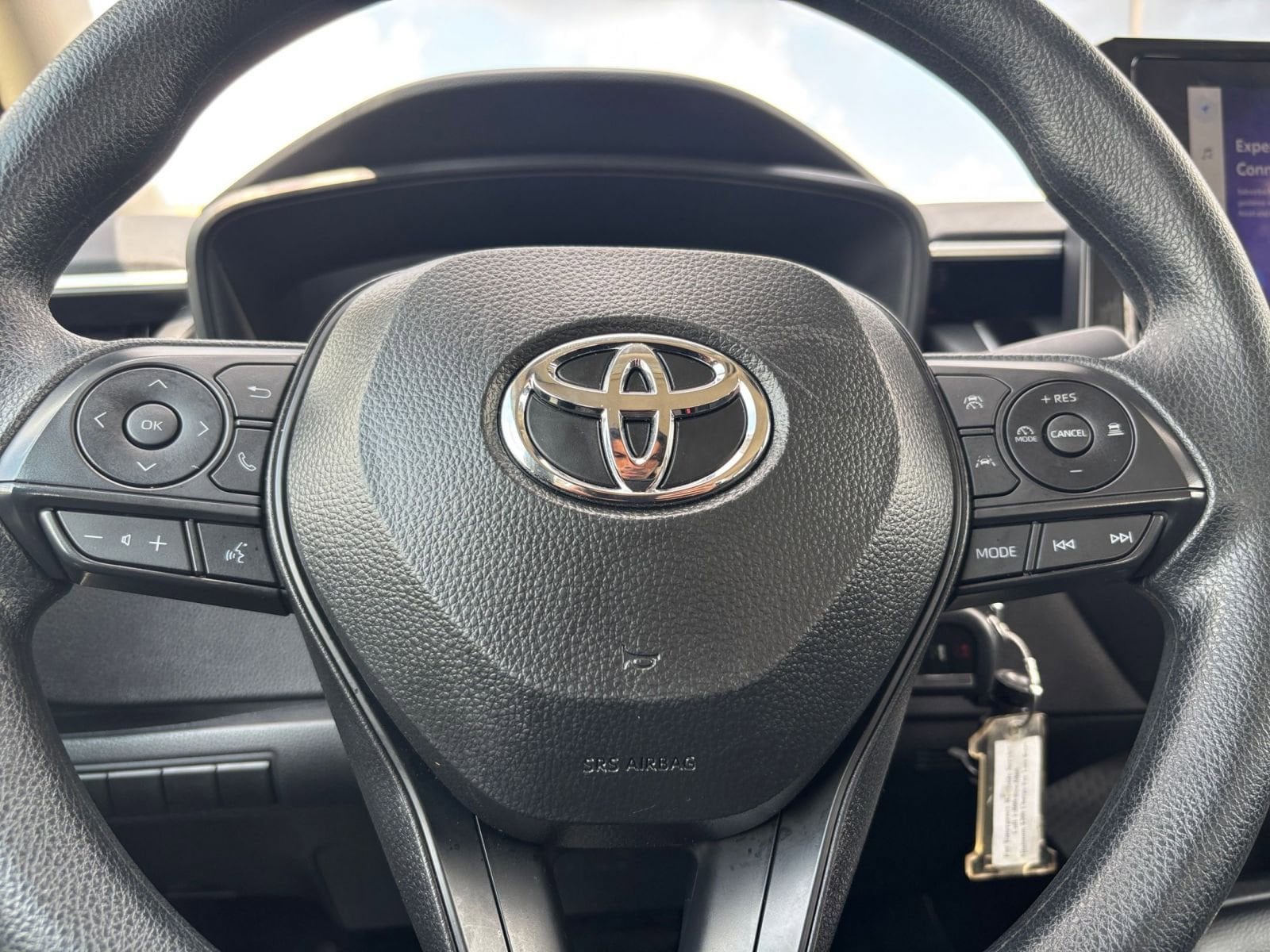 Thumbnail: 2025 Toyota Corolla - 25