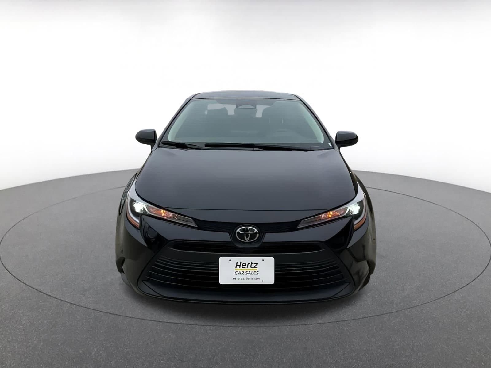 Thumbnail: 2025 Toyota Corolla - 4