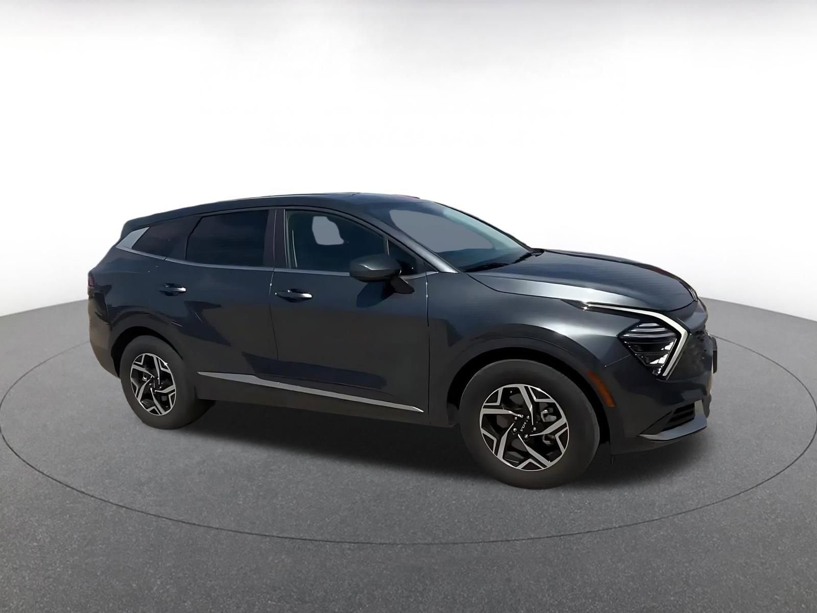 Thumbnail: 2025 Kia Sportage - 2