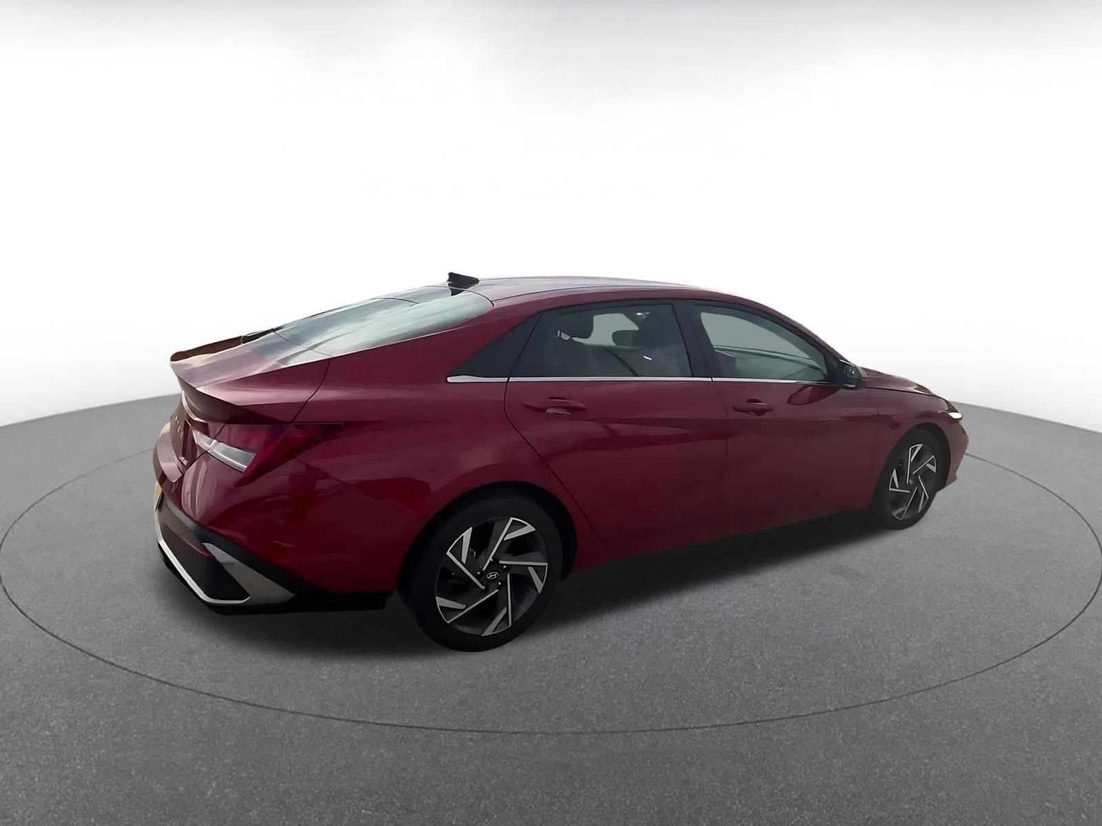 Thumbnail: 2025 Hyundai Elantra - 15