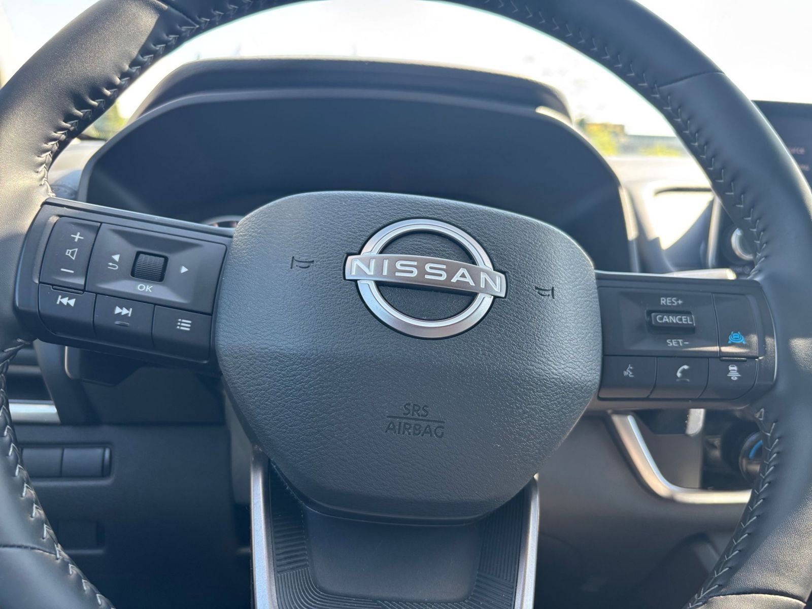 Thumbnail: 2025 Nissan Rogue - 30