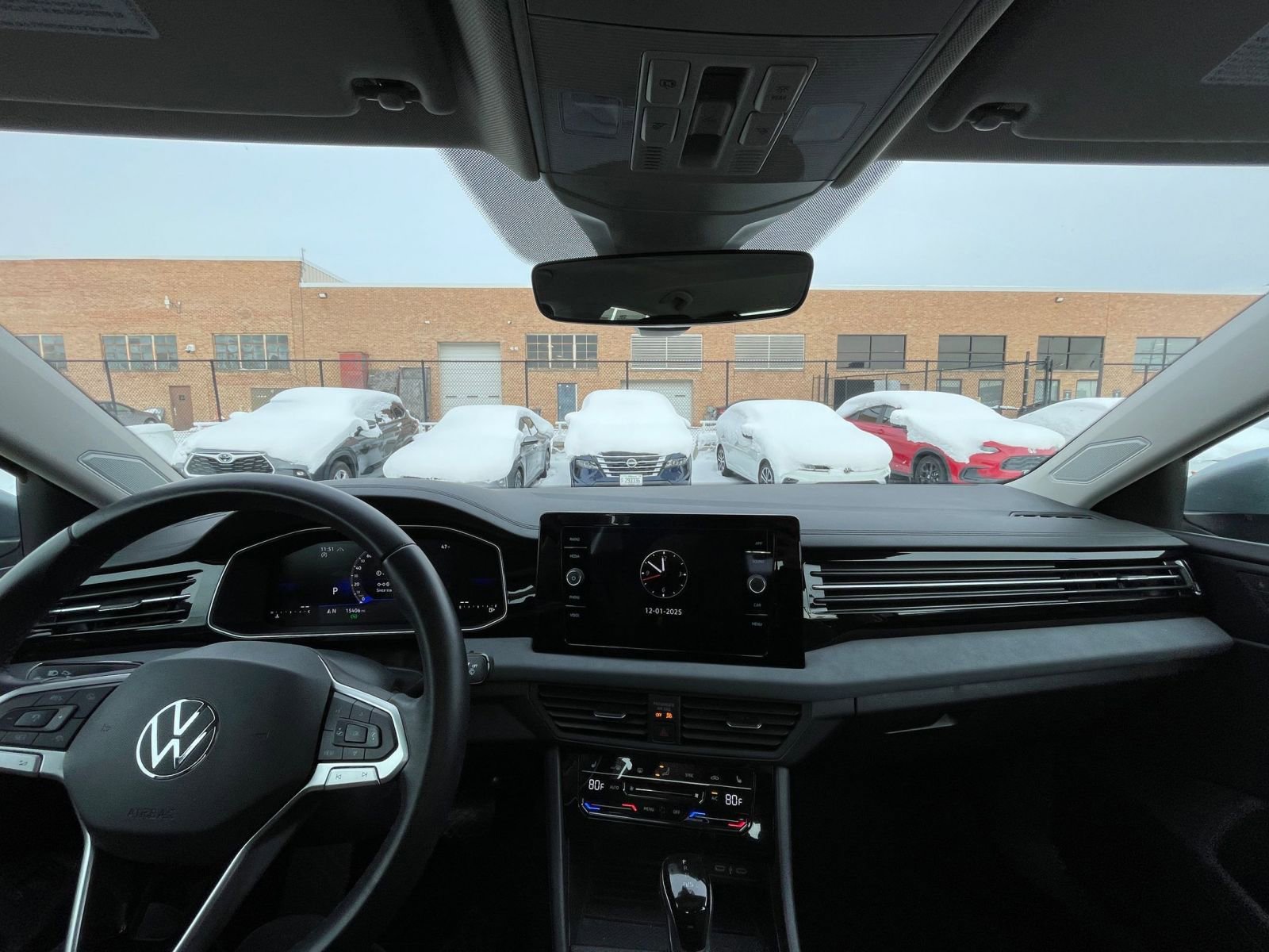 Thumbnail: 2025 Volkswagen Jetta - 32