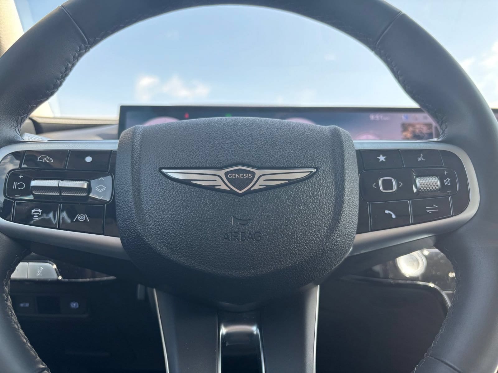 Thumbnail: 2026 Genesis G80 - 30