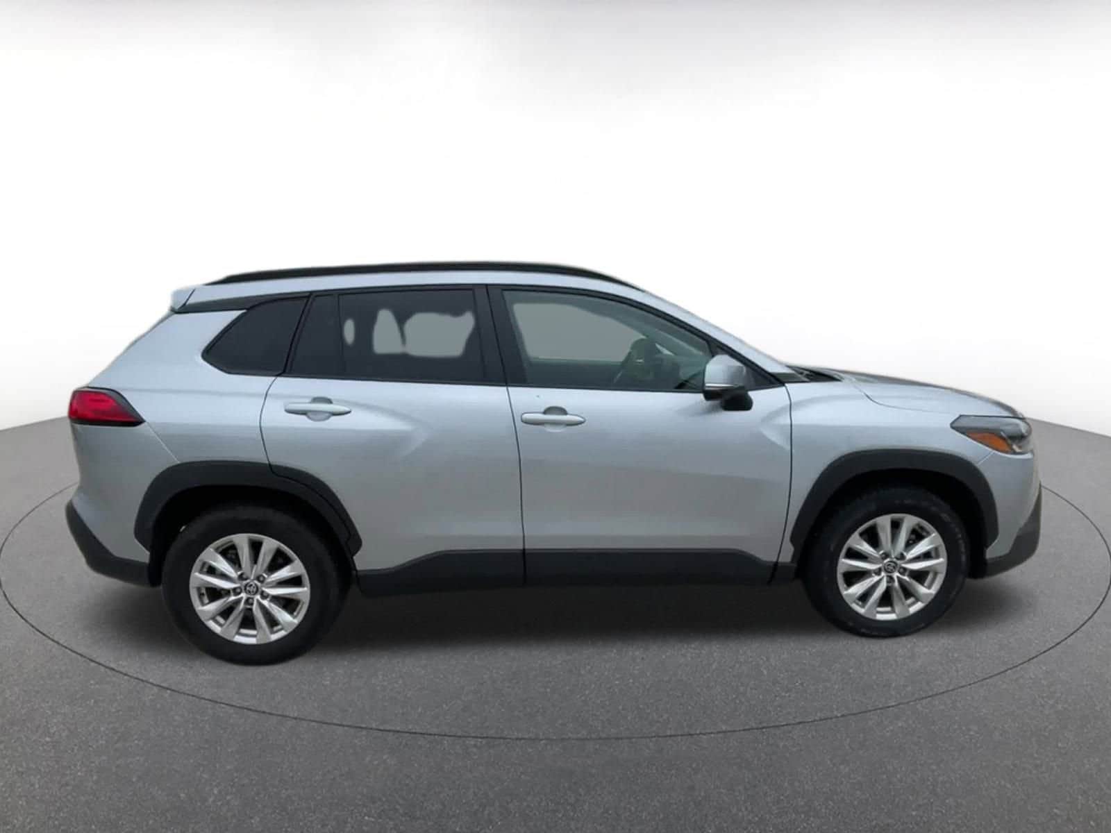 Thumbnail: 2024 Toyota Corolla Cross - 16