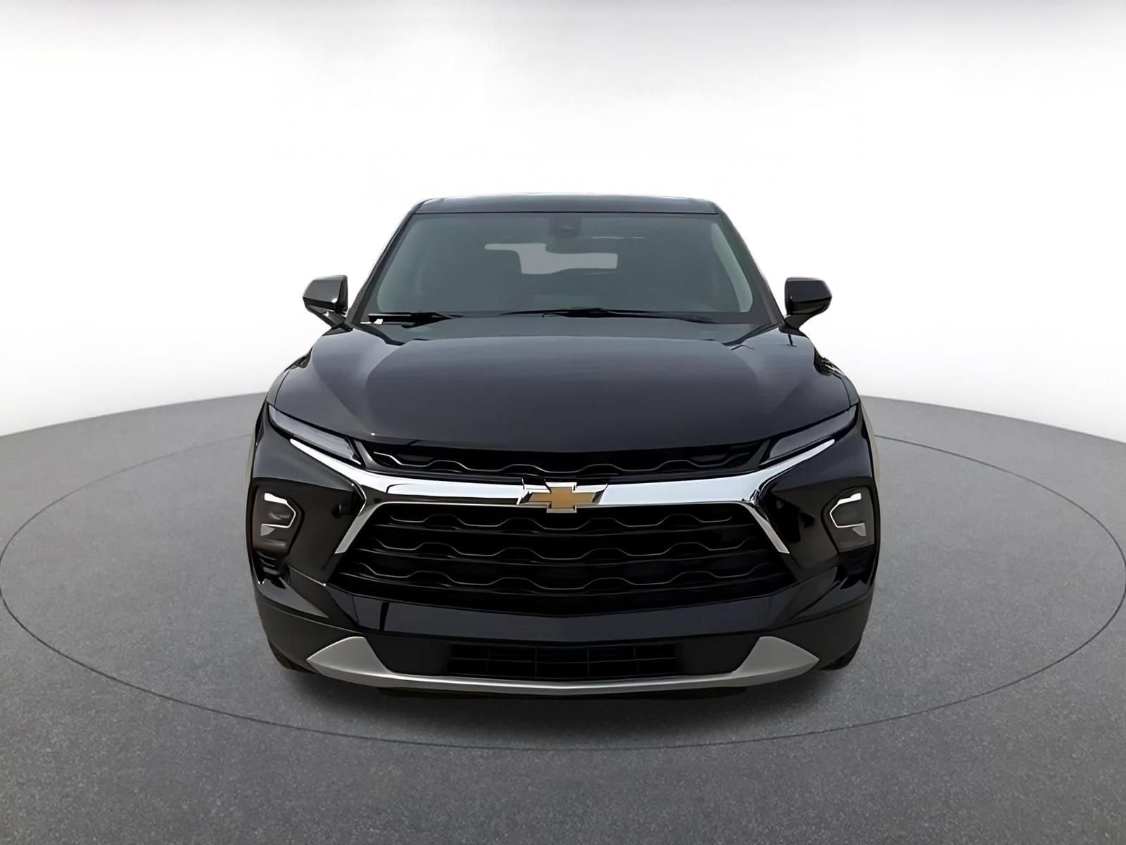 Thumbnail: 2025 Chevrolet Blazer - 4