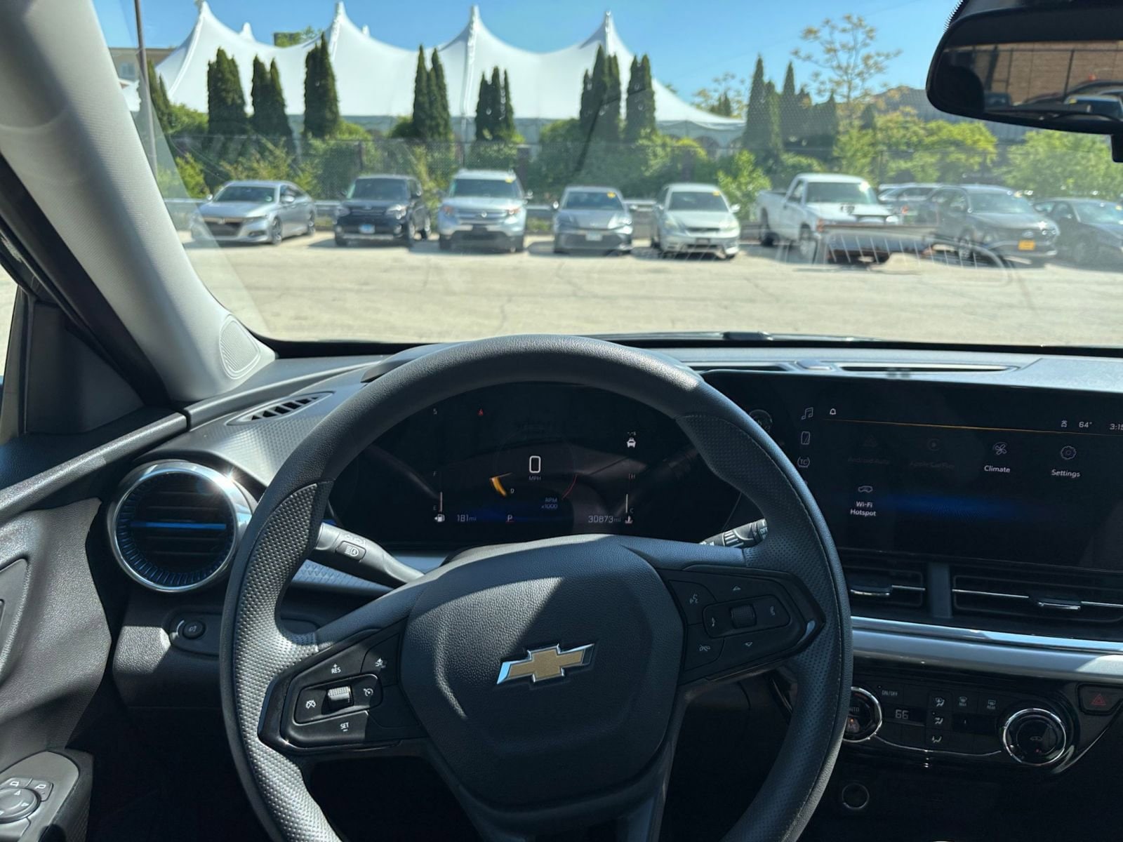 Thumbnail: 2025 Chevrolet Trax - 33