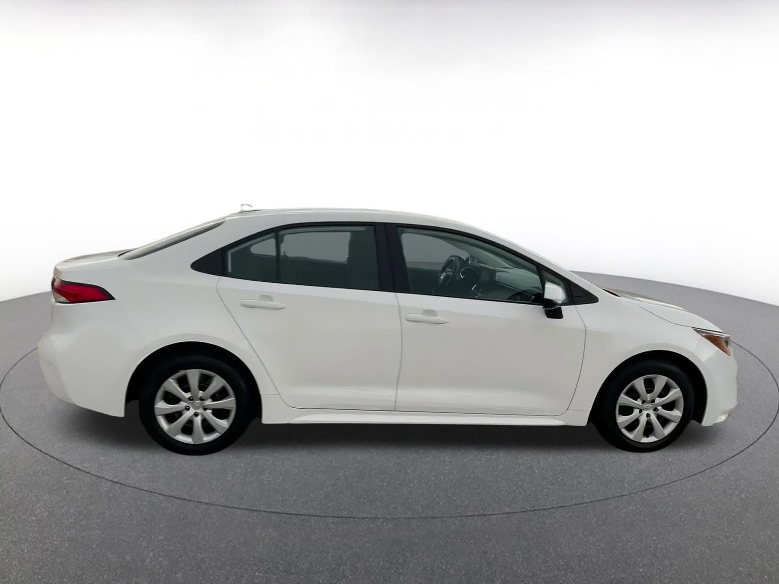 Thumbnail: 2025 Toyota Corolla - 16