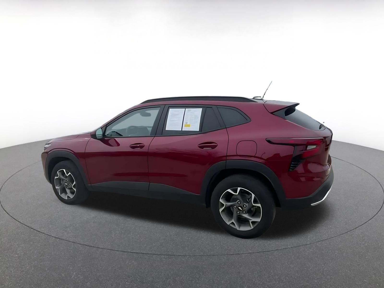 Thumbnail: 2025 Chevrolet Trax - 10