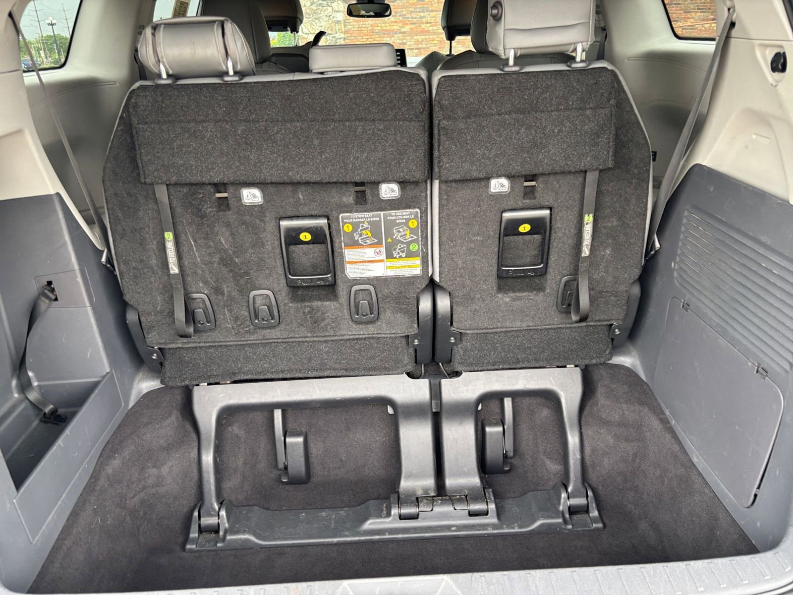 Thumbnail: 2024 Toyota Sienna - 33
