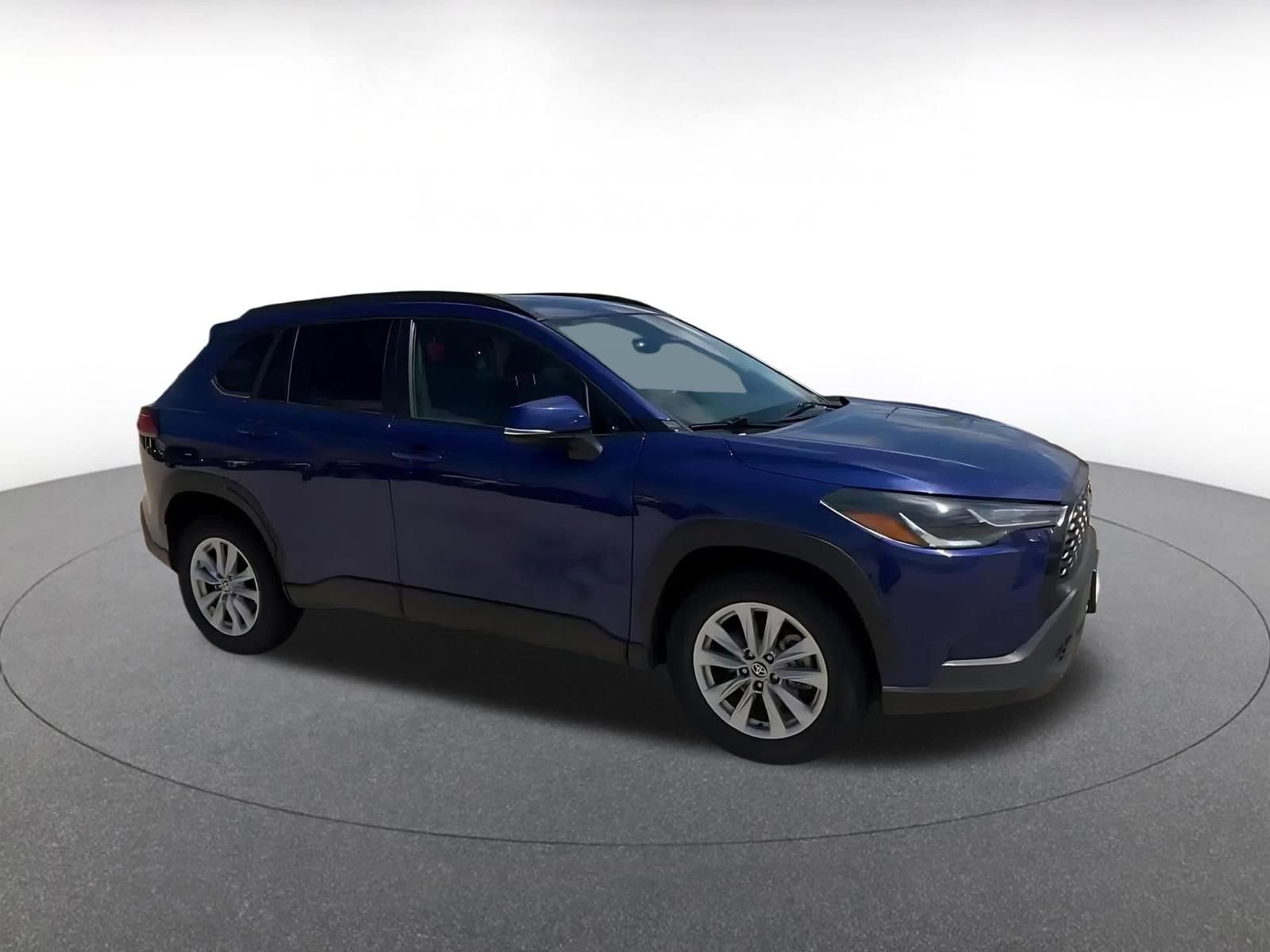 Thumbnail: 2023 Toyota Corolla Cross - 2