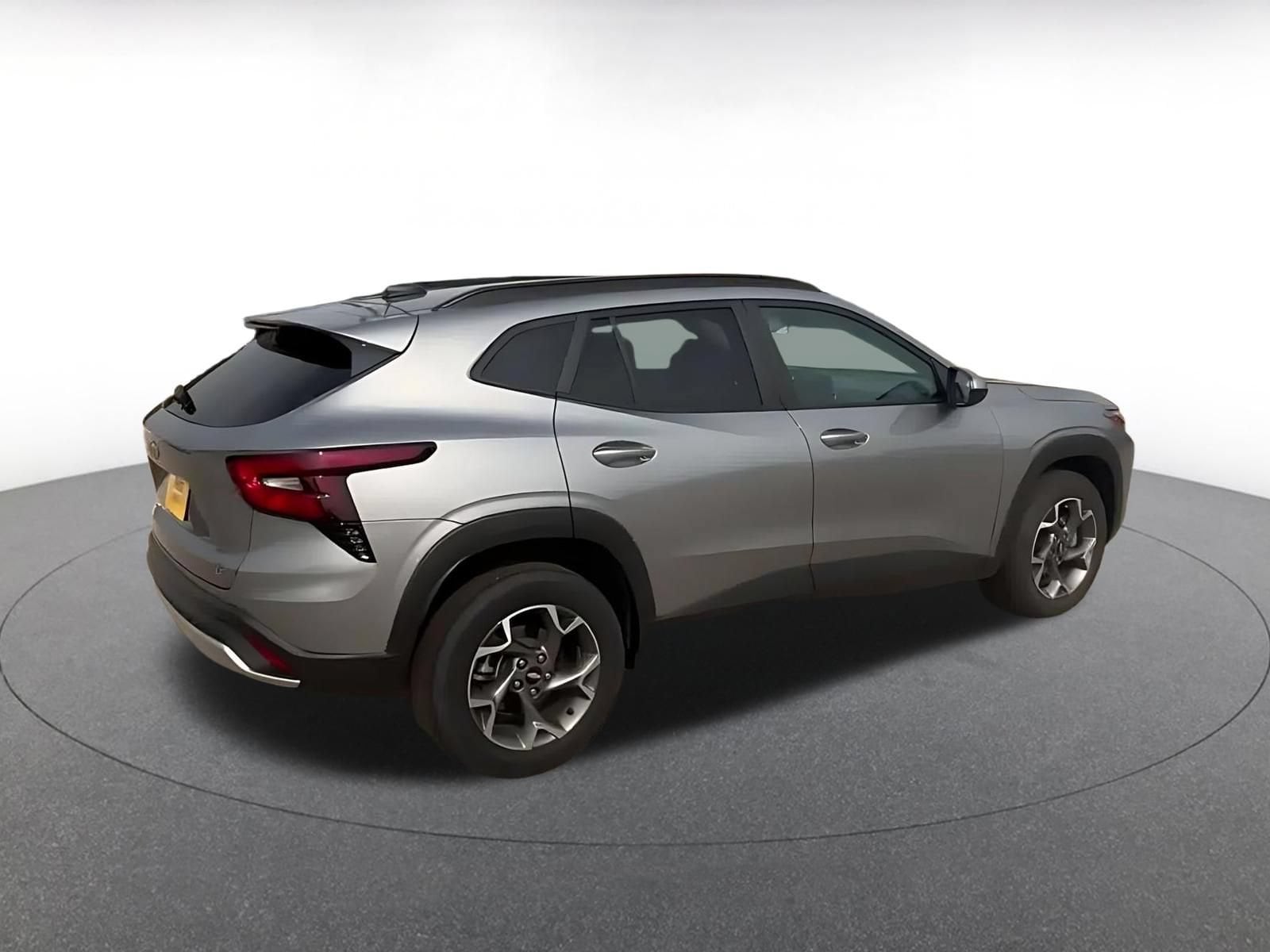Thumbnail: 2025 Chevrolet Trax - 11