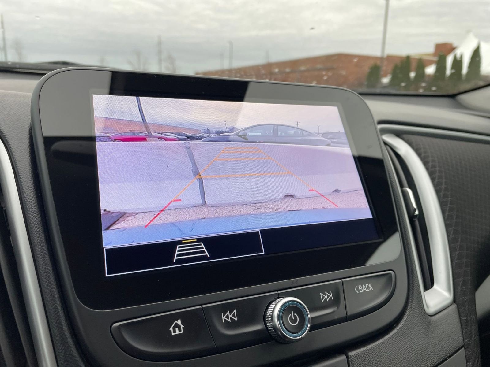 Thumbnail: 2024 Chevrolet Malibu - 17