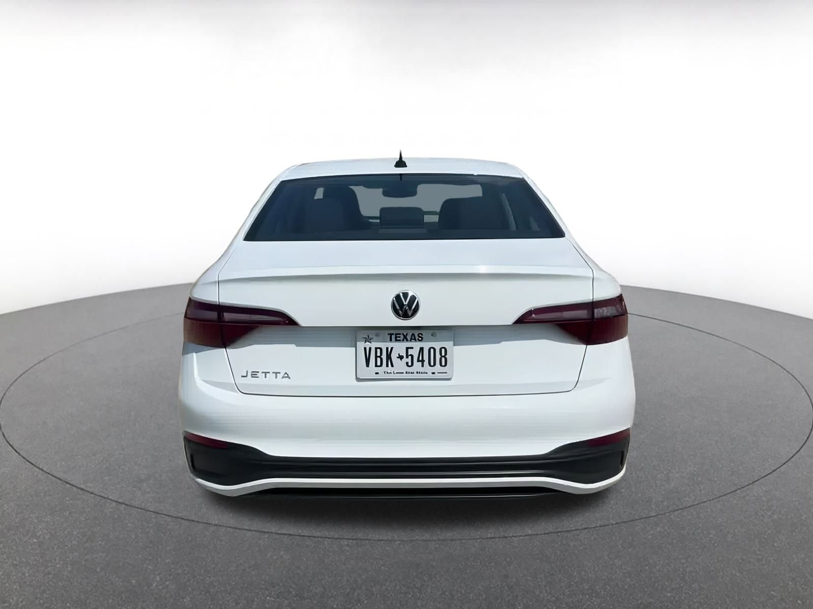 Thumbnail: 2024 Volkswagen Jetta - 11