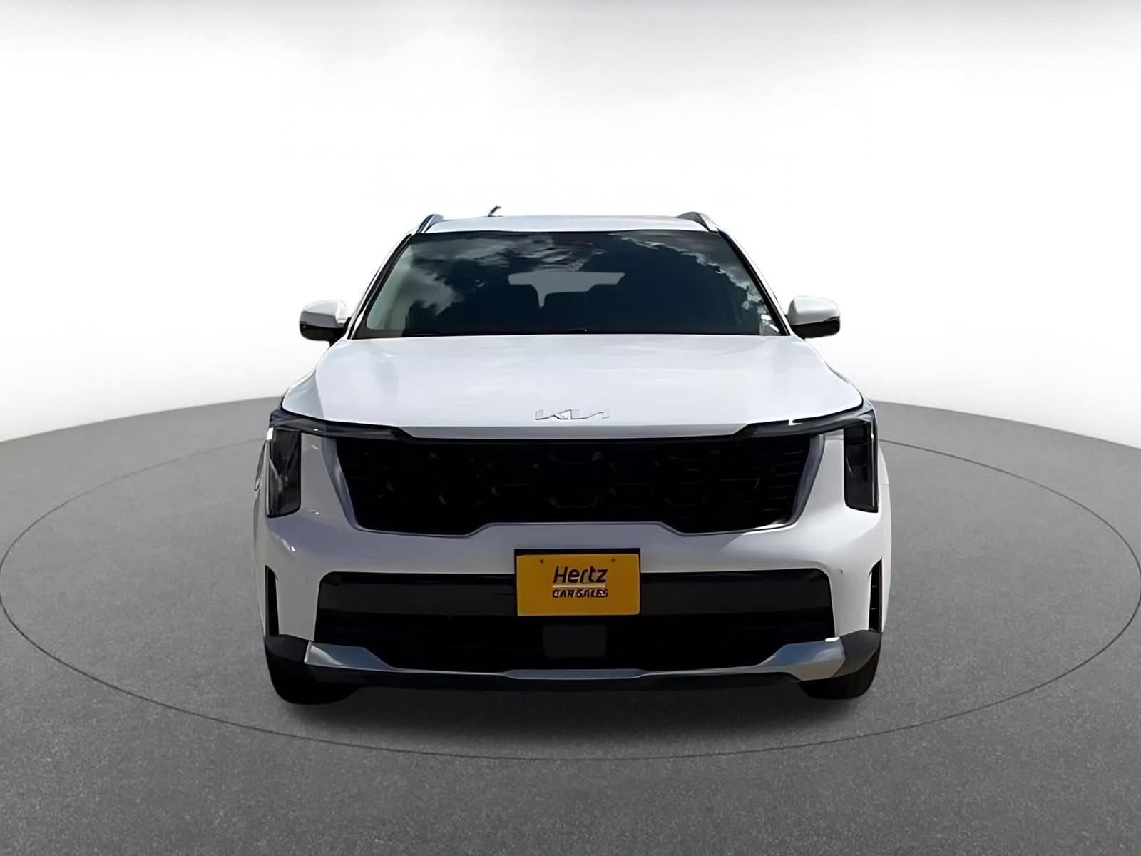 Thumbnail: 2024 Kia Sorento - 4