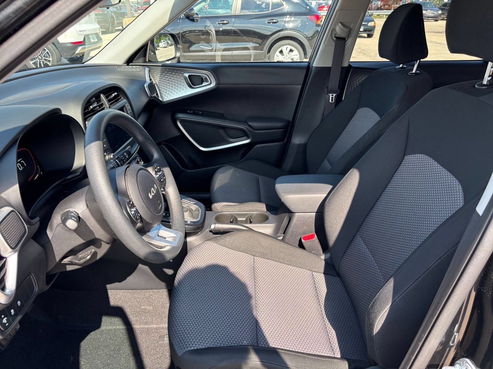 Thumbnail: 2025 Kia Soul - 24