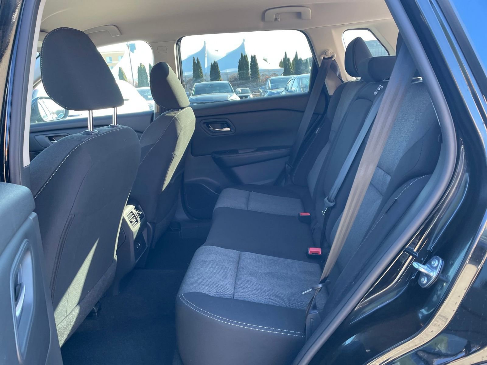 Thumbnail: 2025 Nissan Rogue - 28