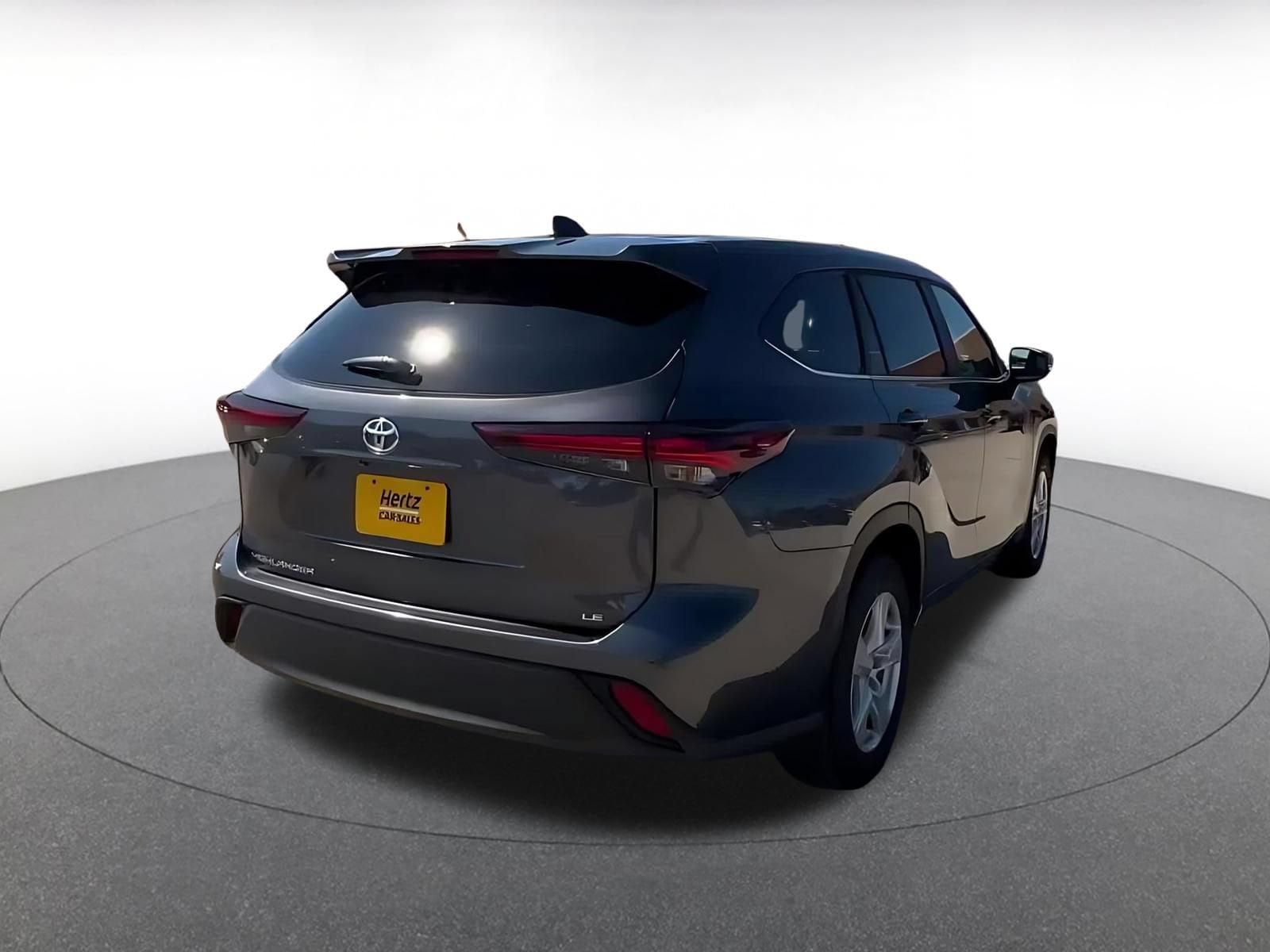 Thumbnail: 2025 Toyota Highlander - 13