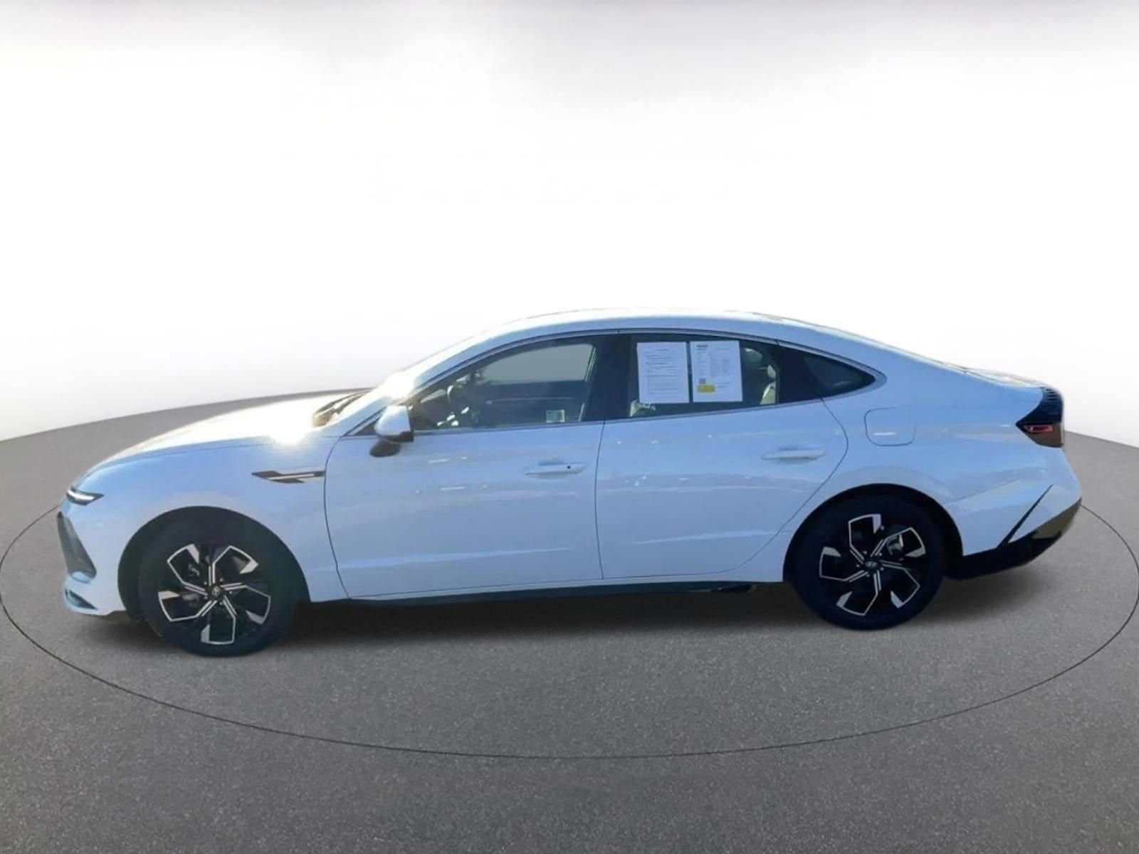 Thumbnail: 2025 Hyundai Sonata - 9