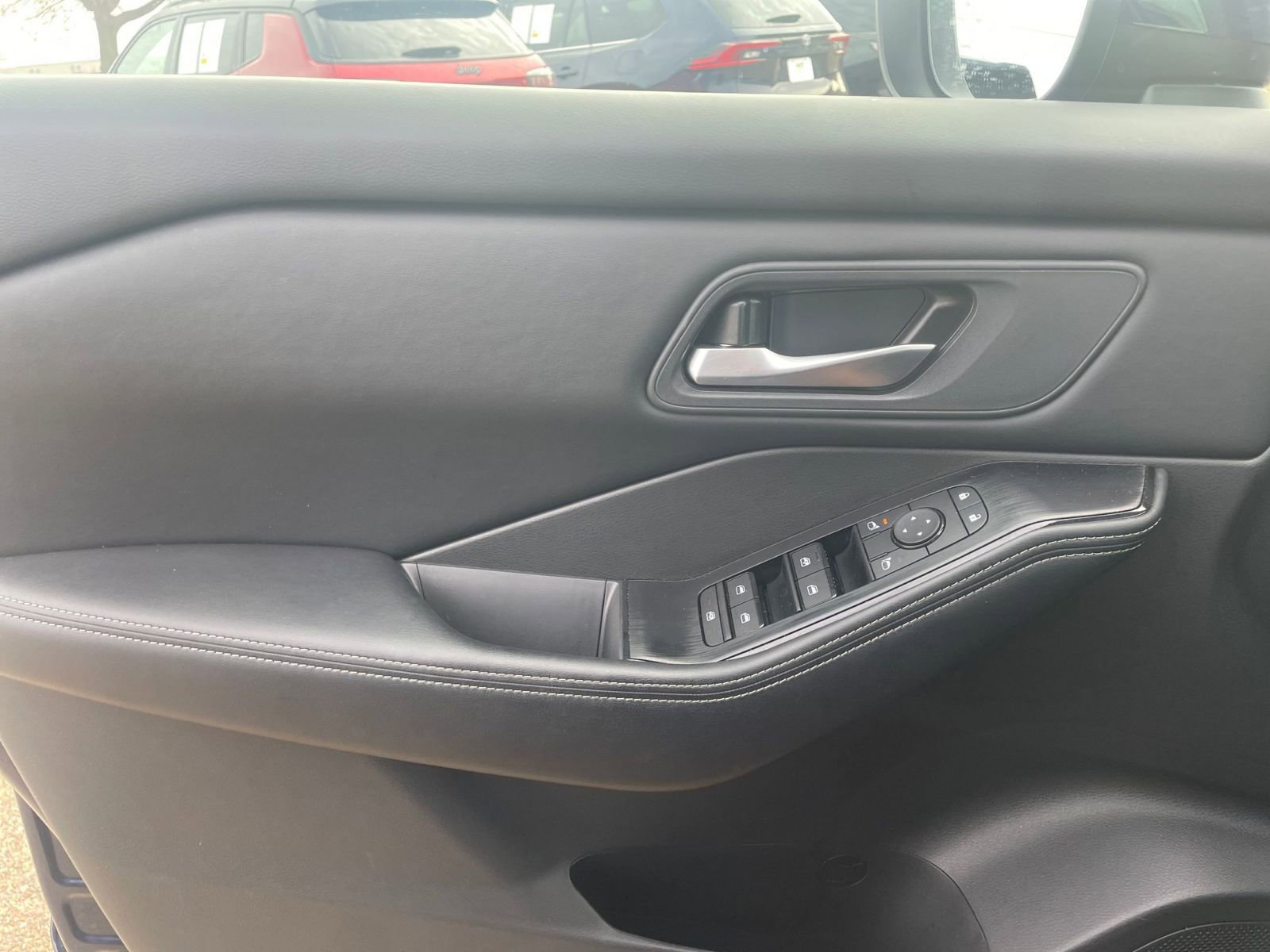 Thumbnail: 2025 Nissan Rogue - 18