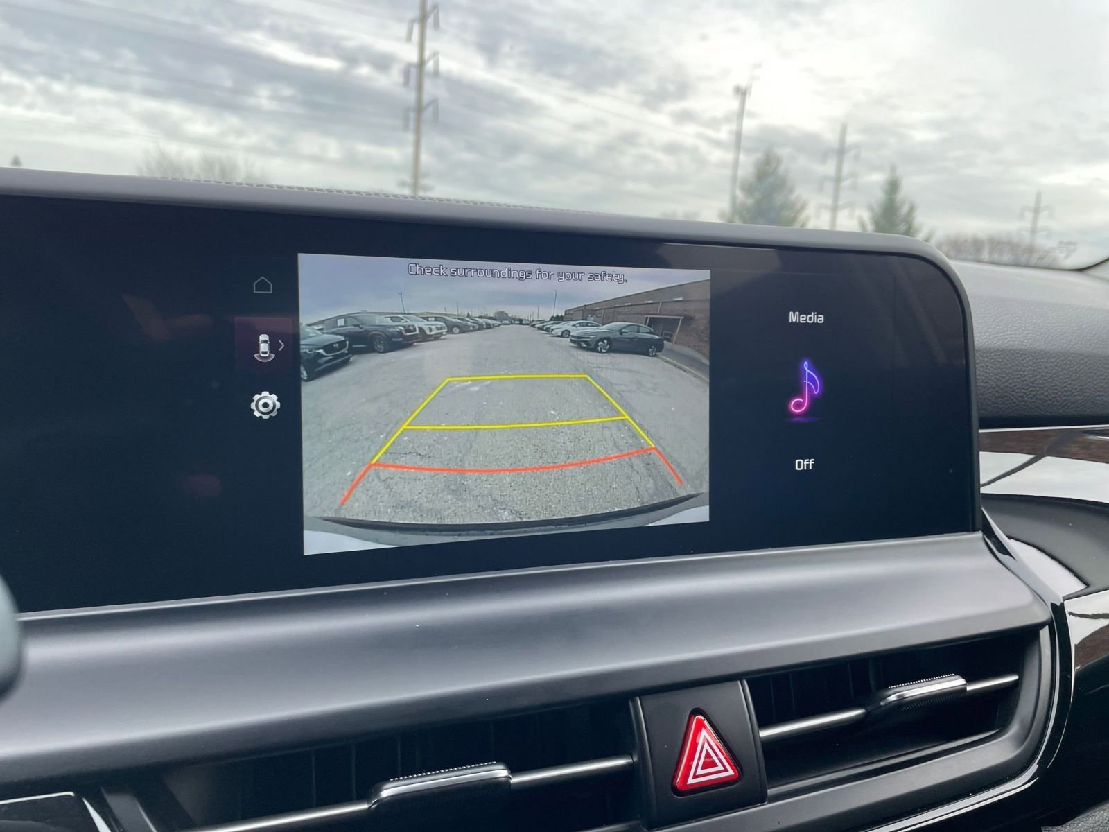 Thumbnail: 2025 Kia Seltos - 24