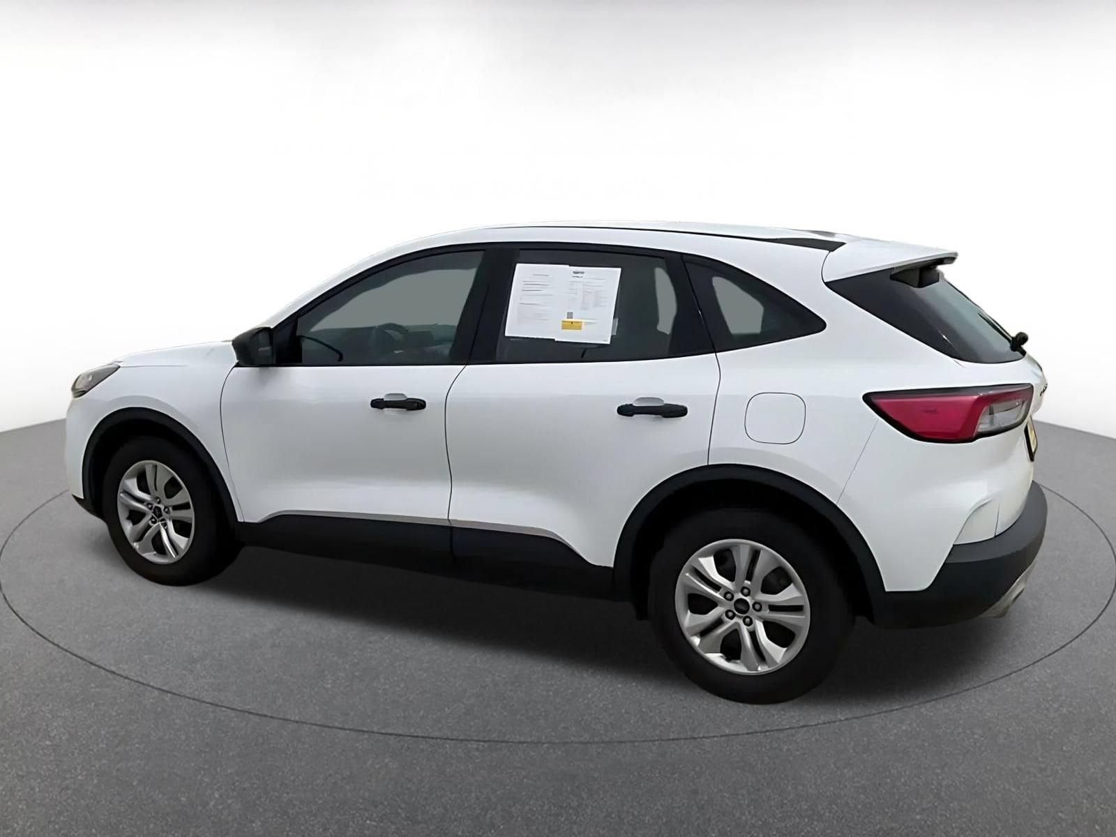 Thumbnail: 2022 Ford Escape - 9