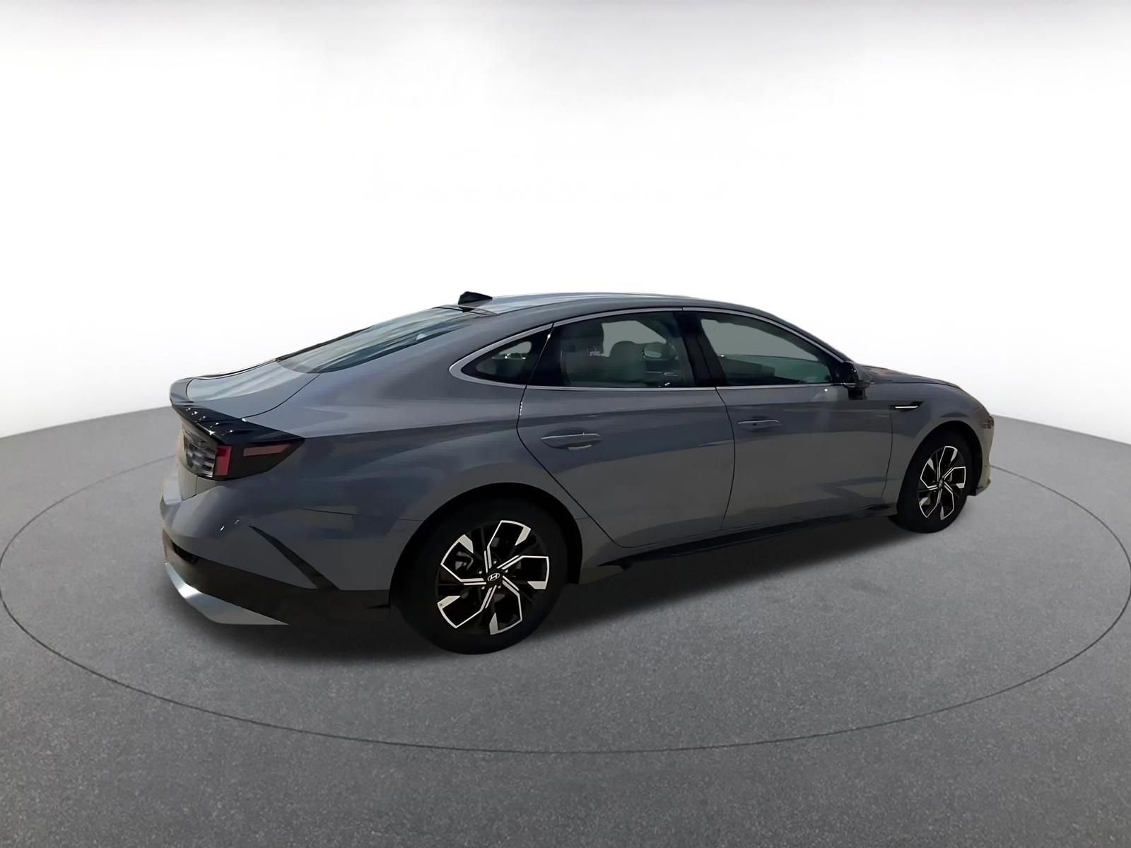 Thumbnail: 2025 Hyundai Sonata - 15