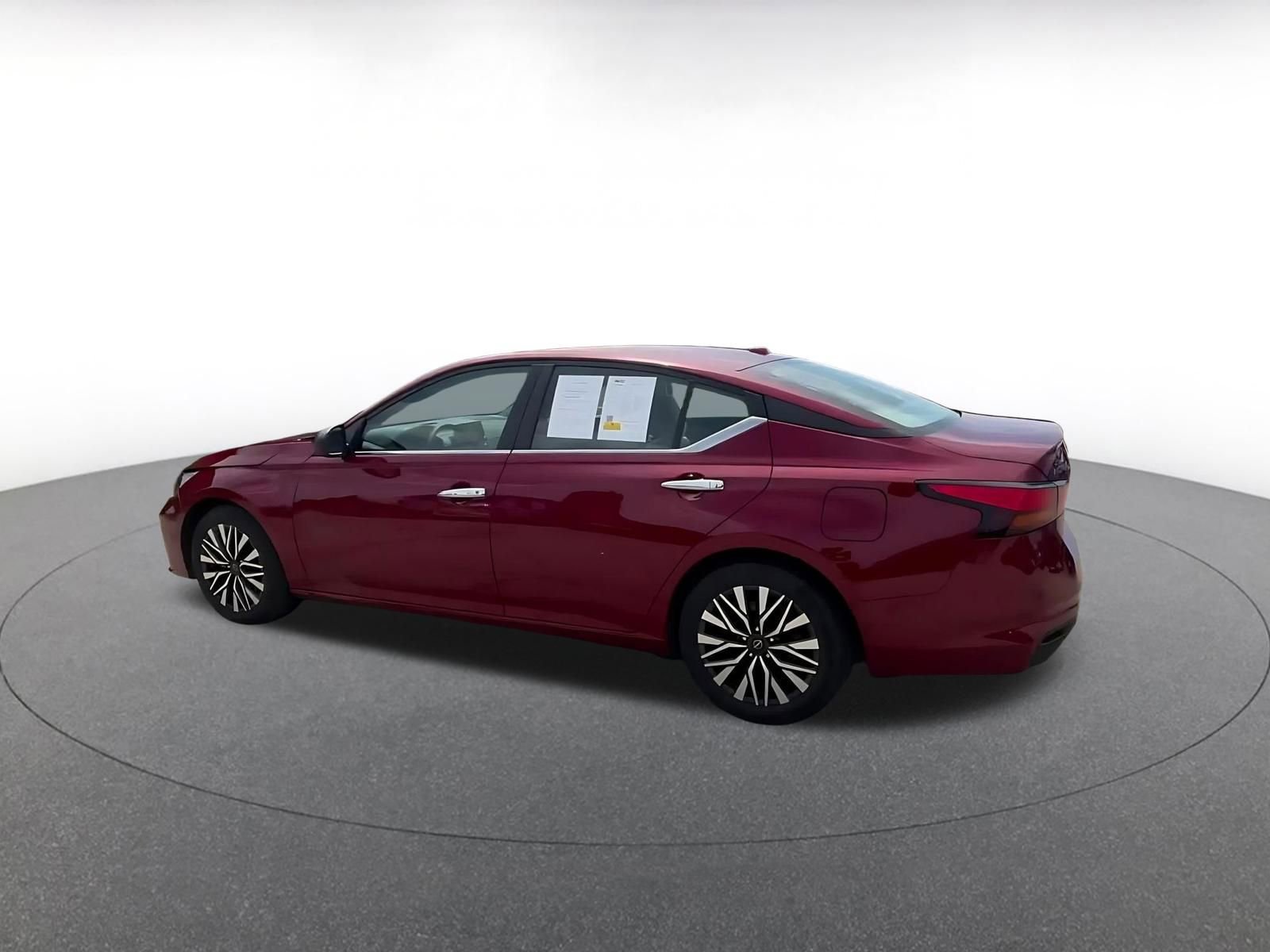 Thumbnail: 2025 Nissan Altima - 10