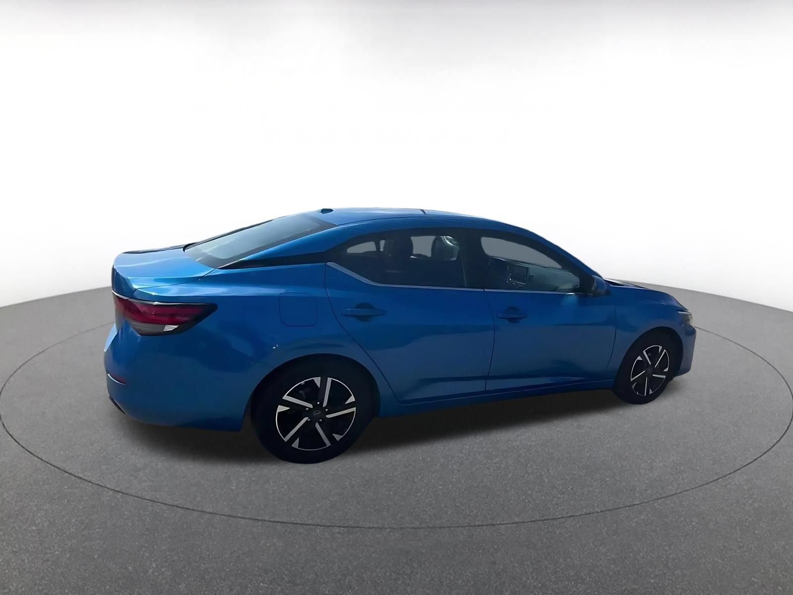 Thumbnail: 2025 Nissan Sentra - 12