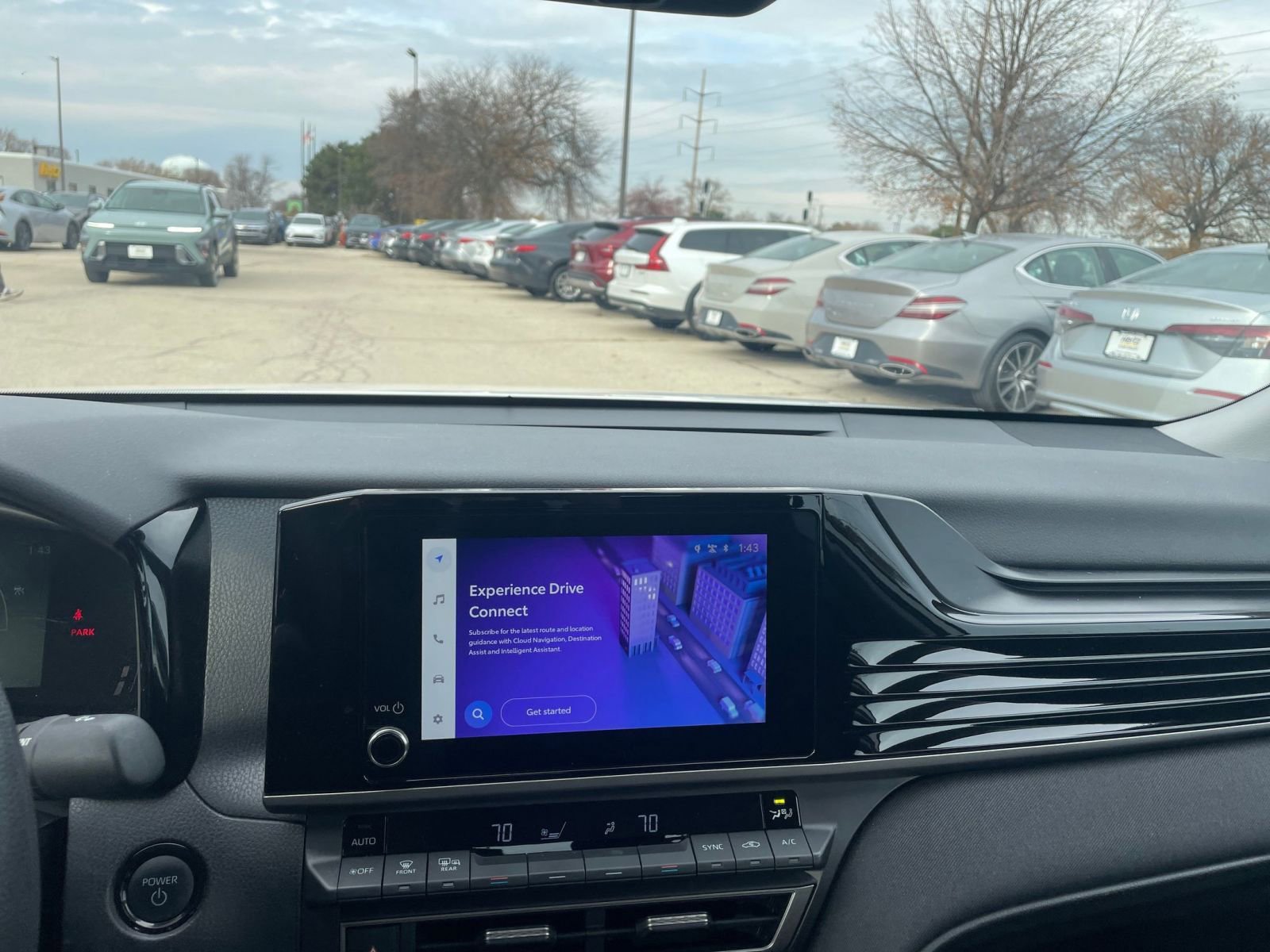 Thumbnail: 2025 Toyota Camry - 18