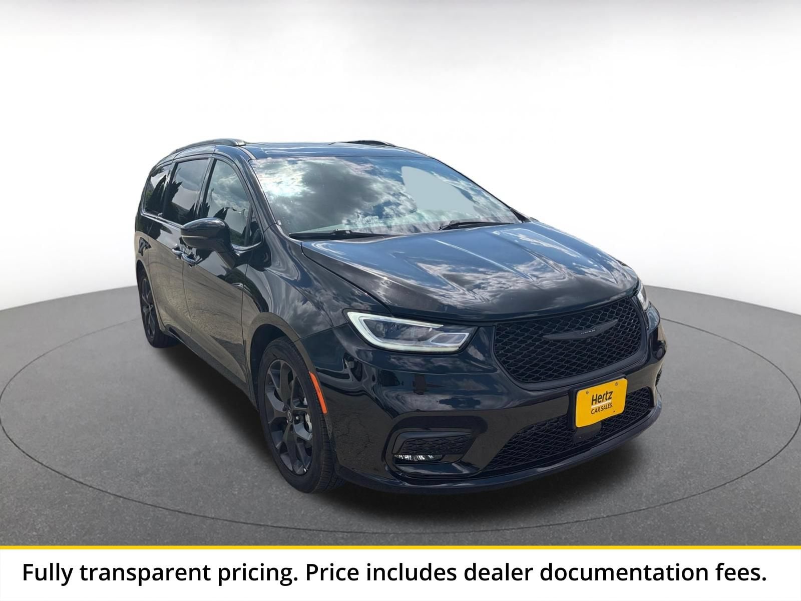 Thumbnail: 2025 Chrysler Pacifica - 1