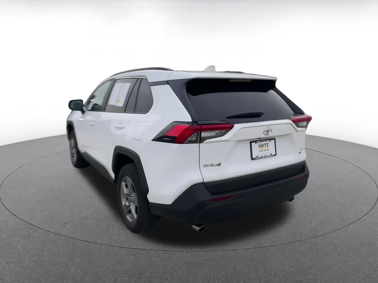 Thumbnail: 2025 Toyota RAV4 - 11