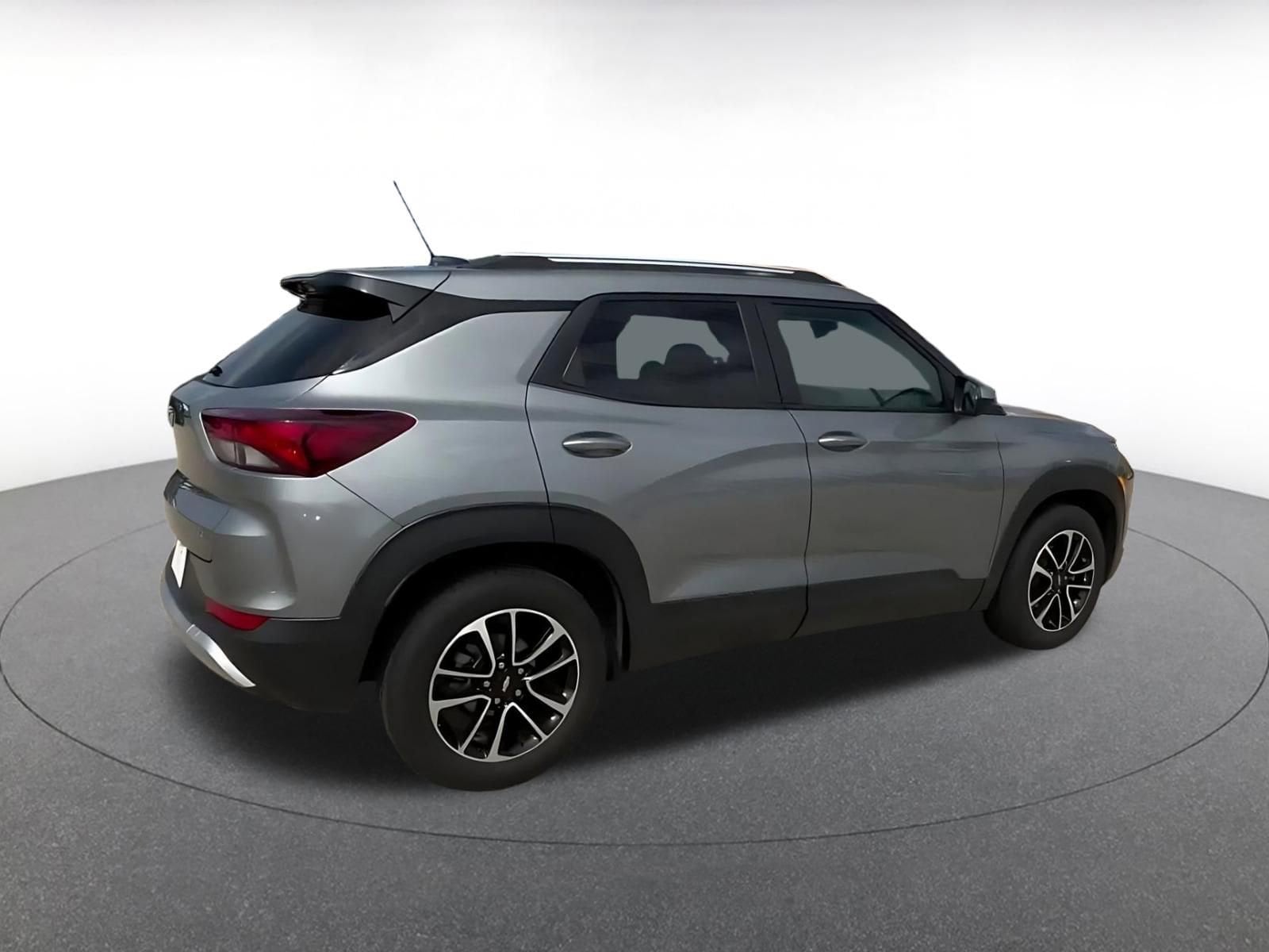 Thumbnail: 2025 Chevrolet TrailBlazer - 15