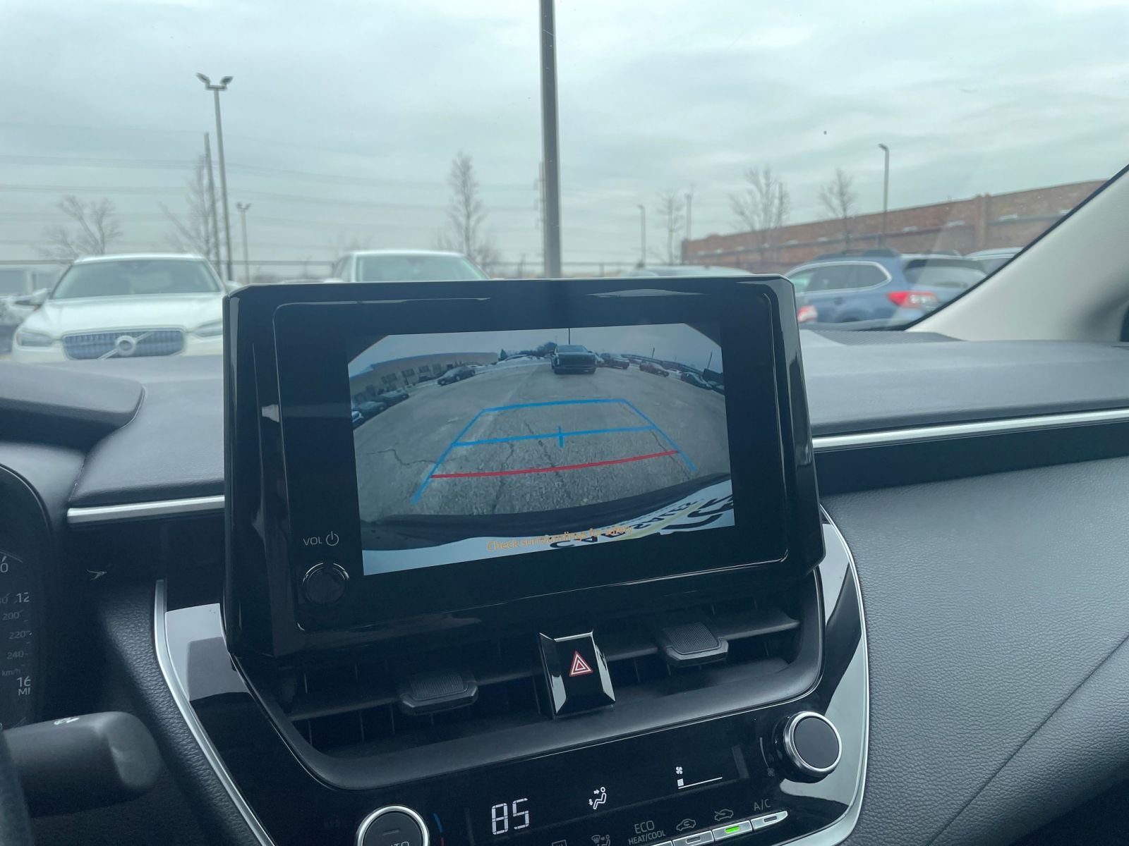 Thumbnail: 2025 Toyota Corolla - 23