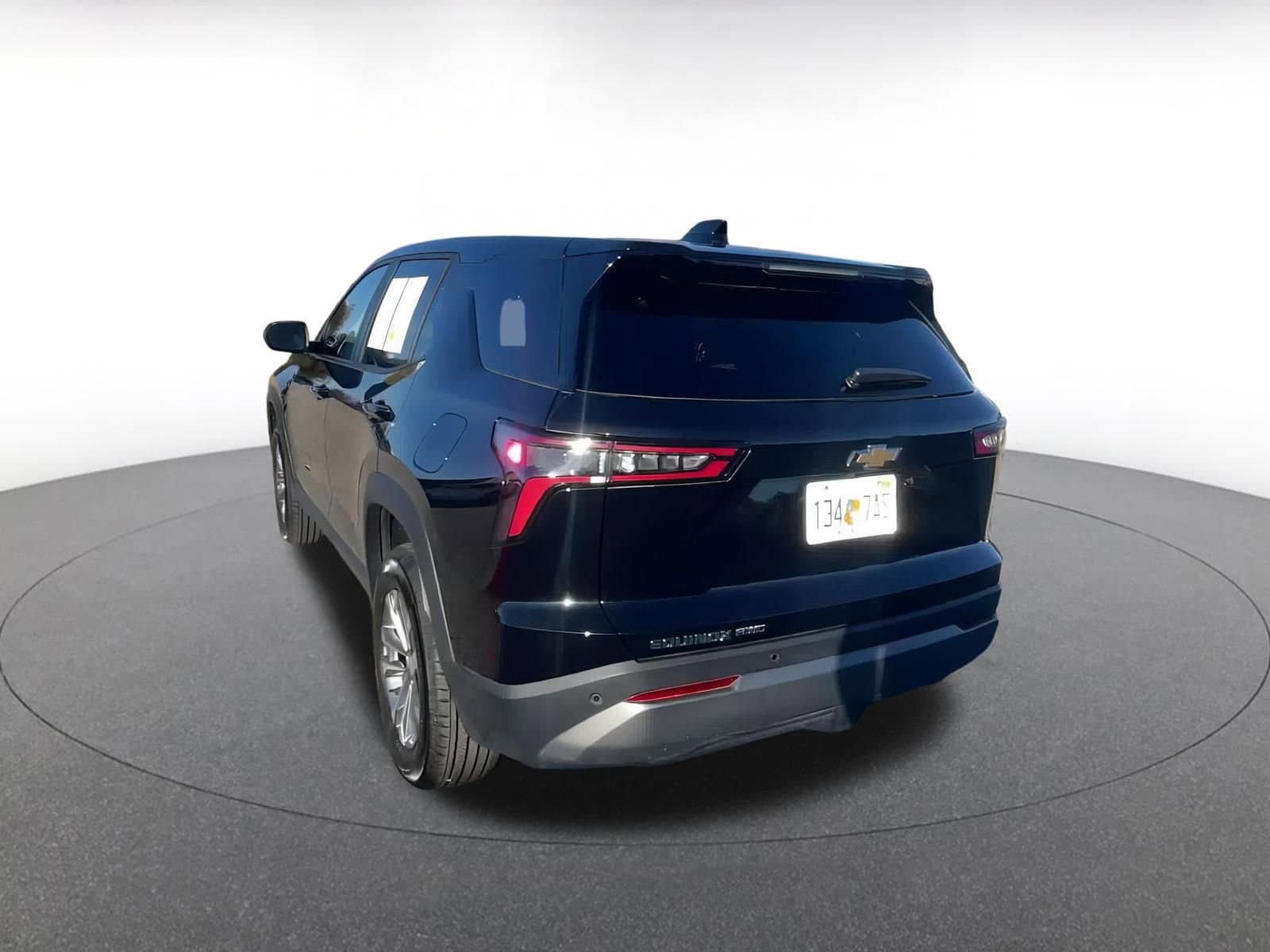 Thumbnail: 2025 Chevrolet Equinox - 10