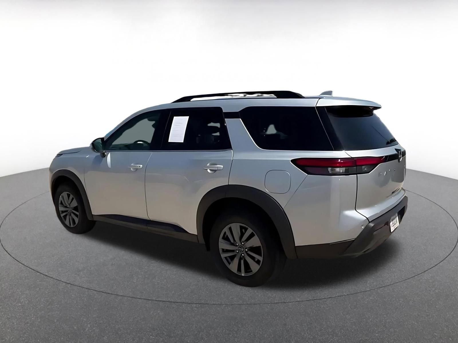 Thumbnail: 2025 Nissan Pathfinder - 10