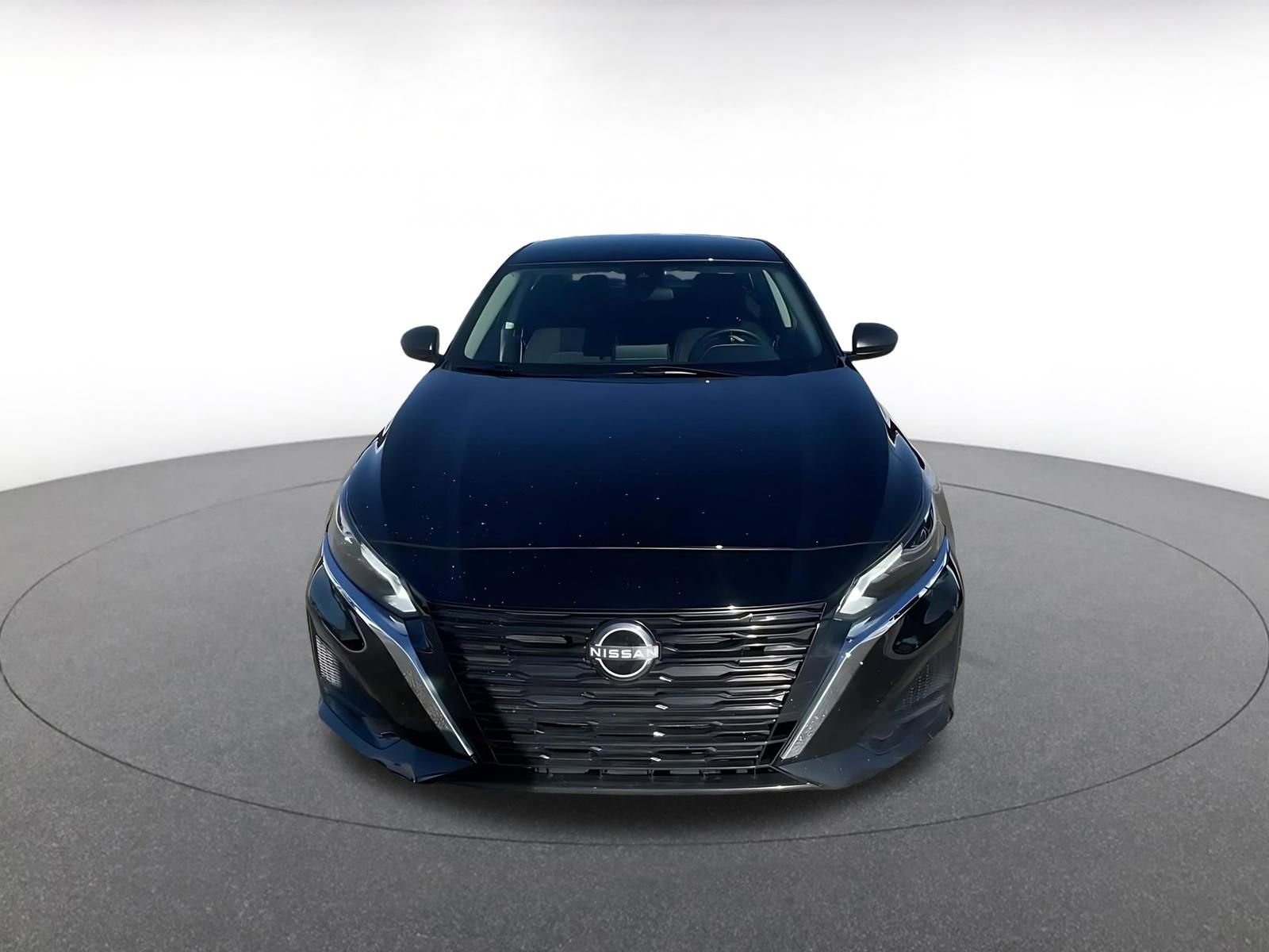 Thumbnail: 2025 Nissan Altima - 4