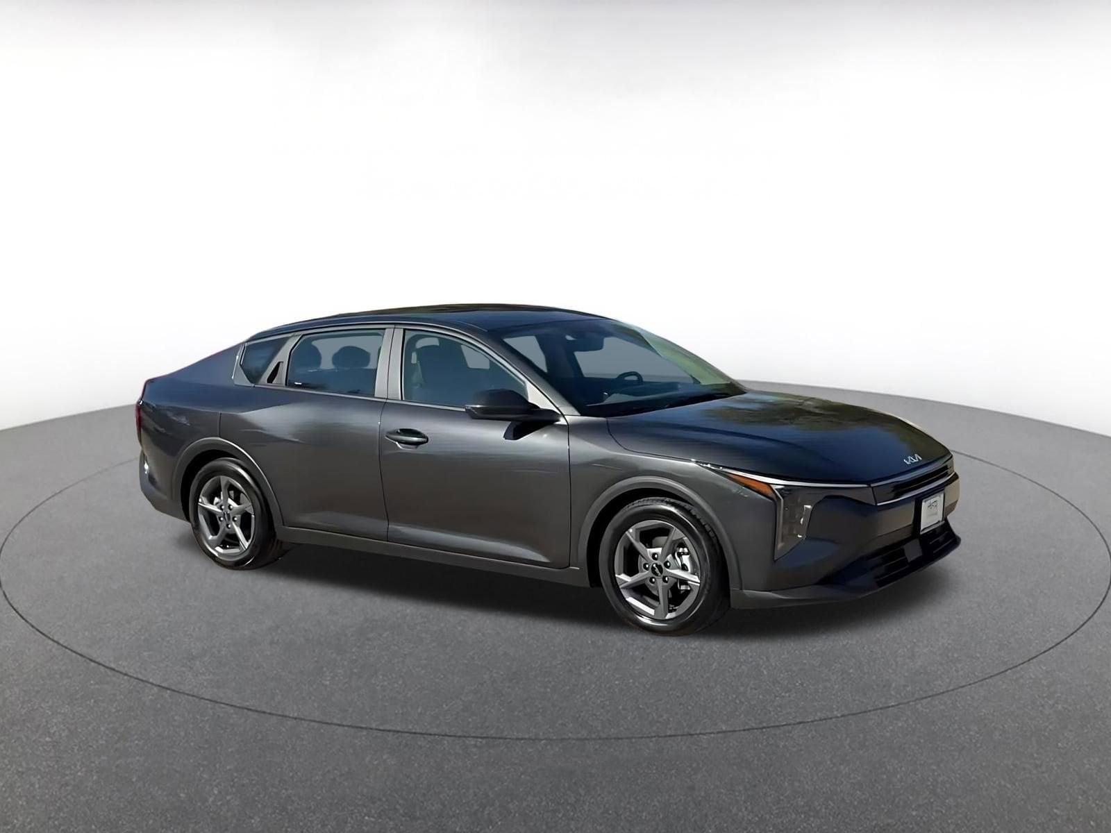 Thumbnail: 2025 Kia K4 - 2