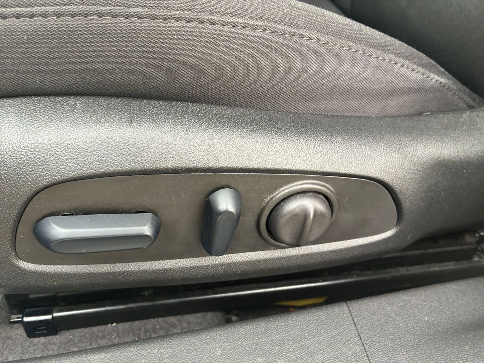 Thumbnail: 2023 Chevrolet Malibu - 22