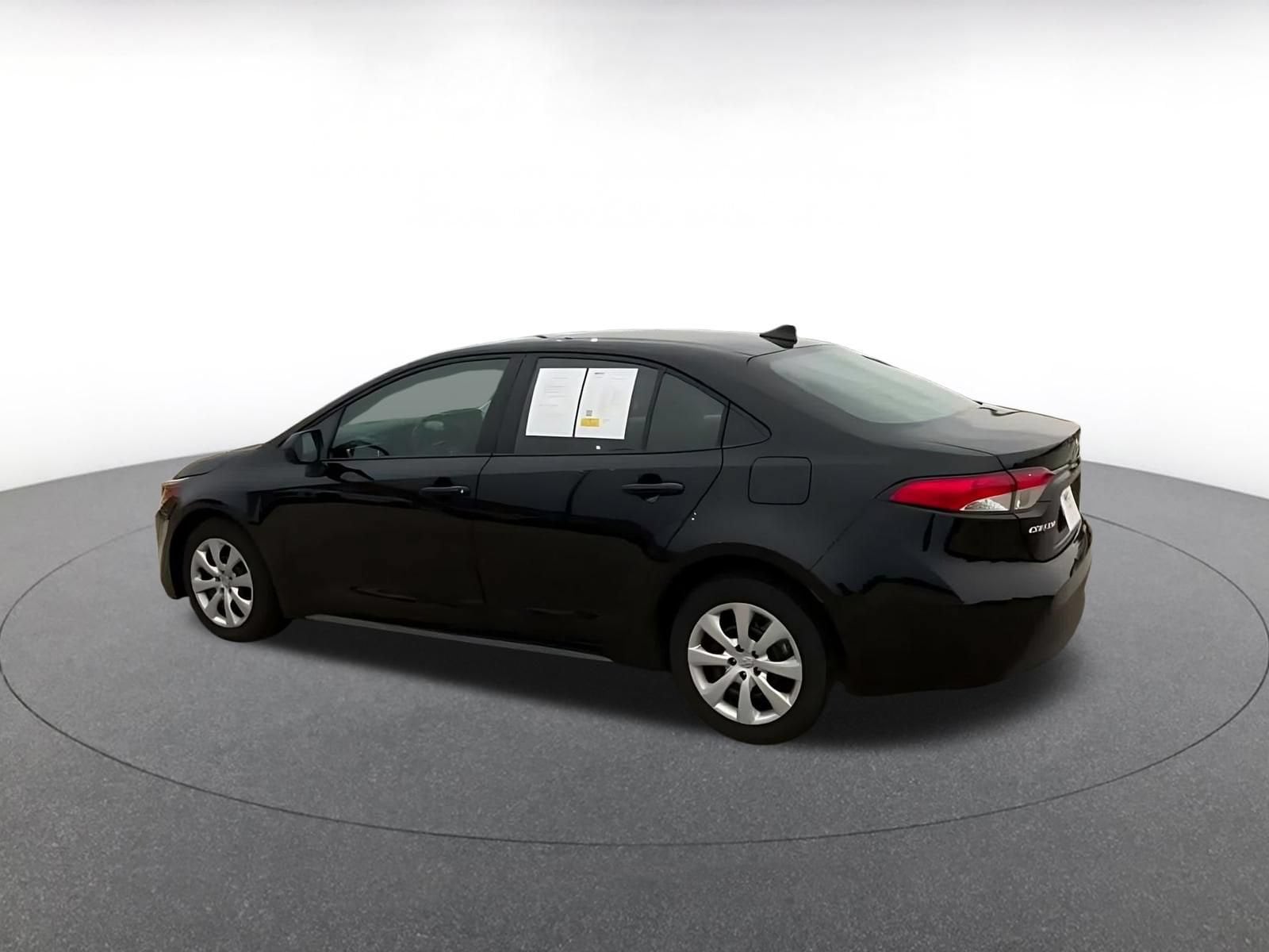 Thumbnail: 2025 Toyota Corolla - 9