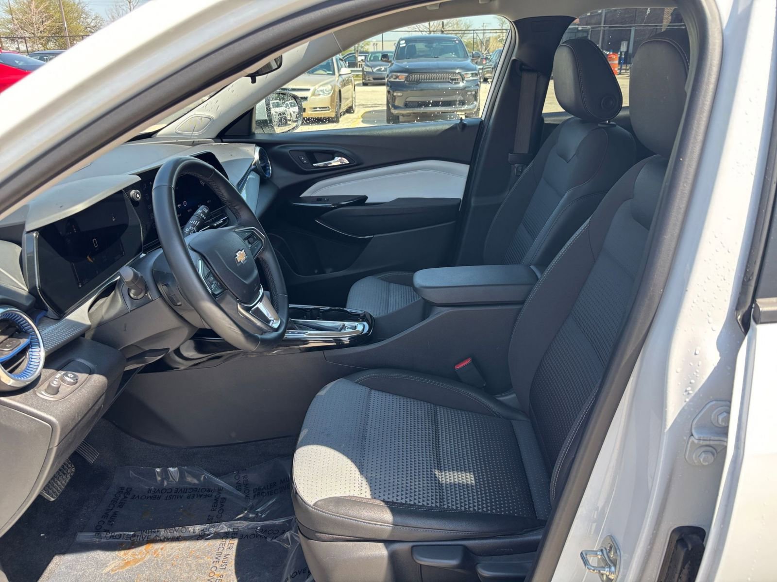 Thumbnail: 2025 Nissan Versa - 25
