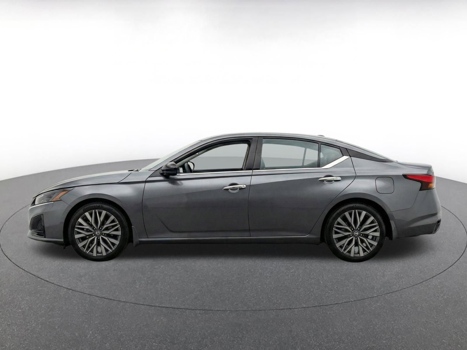 Thumbnail: 2025 Nissan Altima - 4