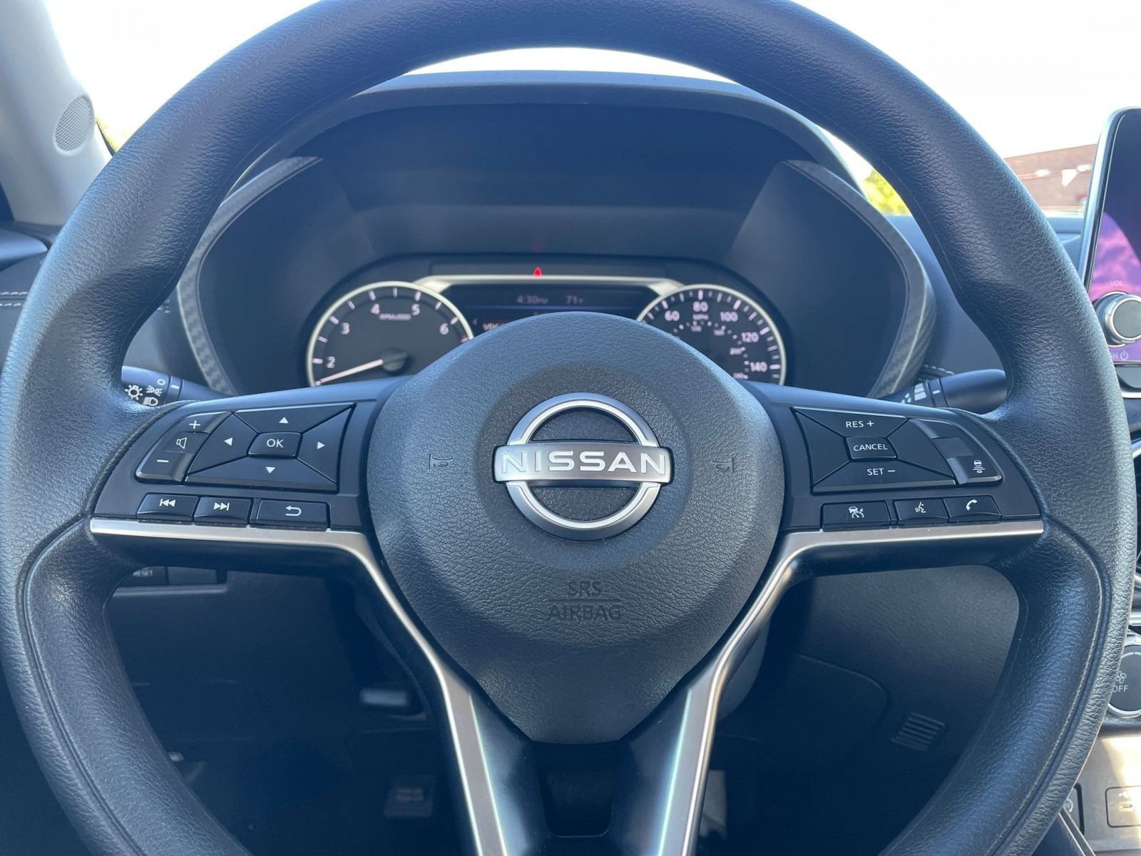Thumbnail: 2024 Nissan Sentra - 27