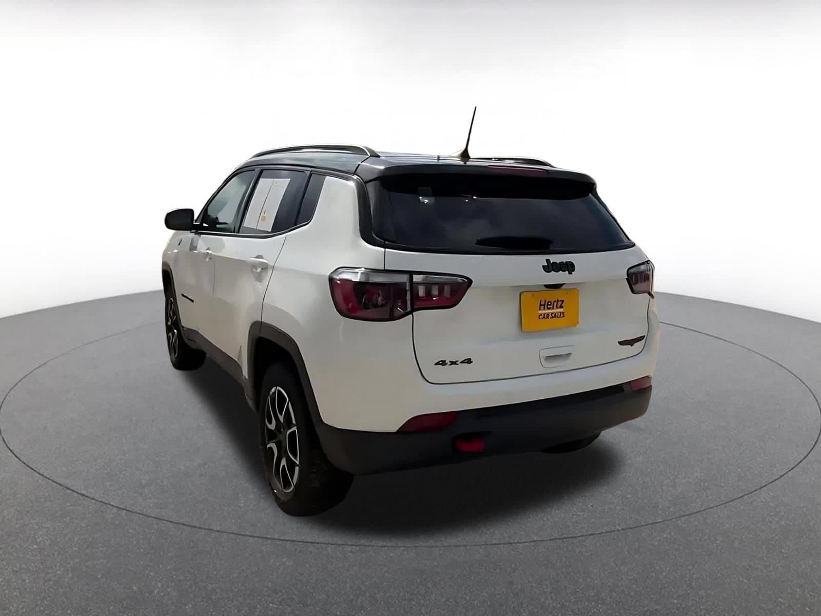 Thumbnail: 2025 Jeep Compass - 8